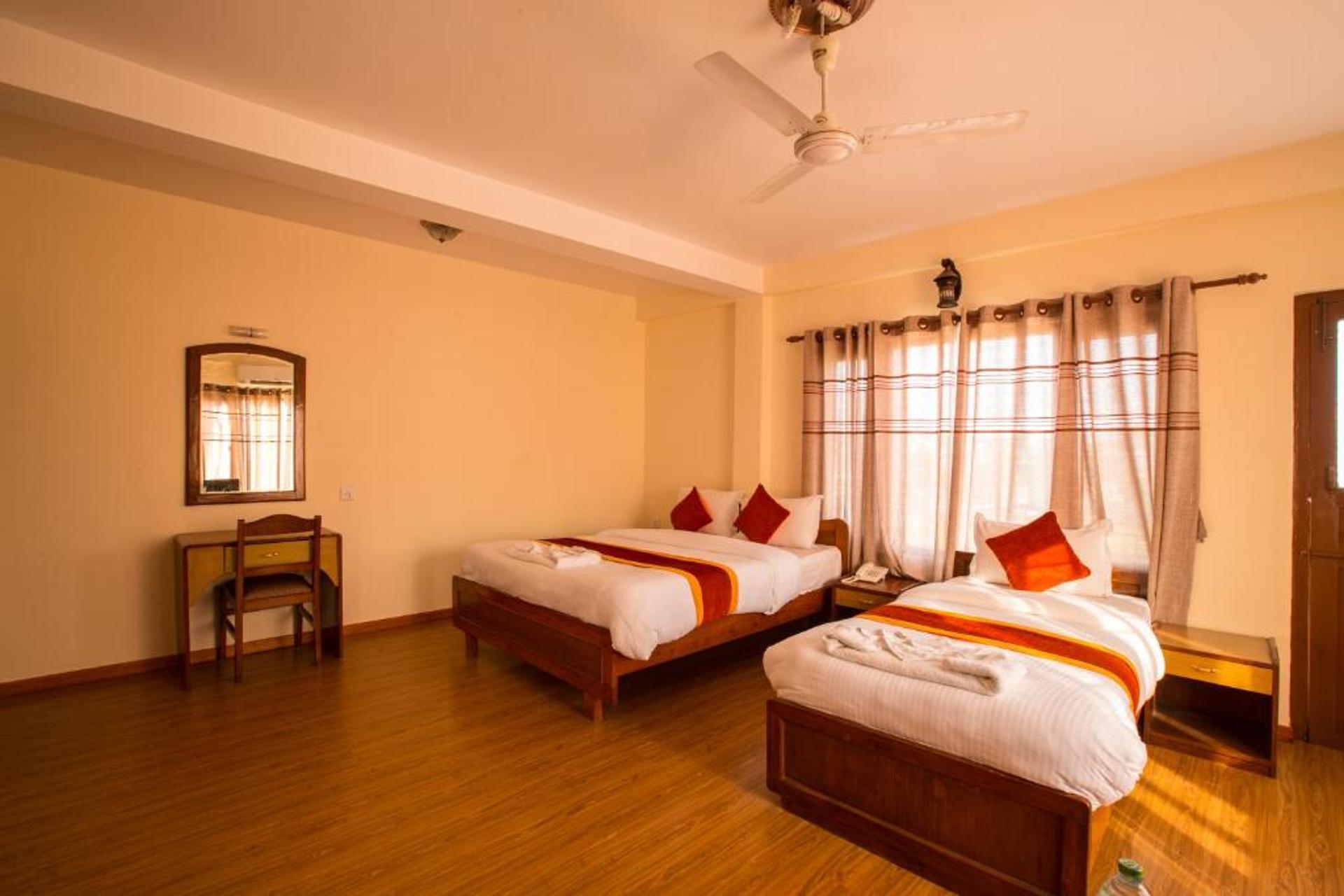 Deluxe Family Room