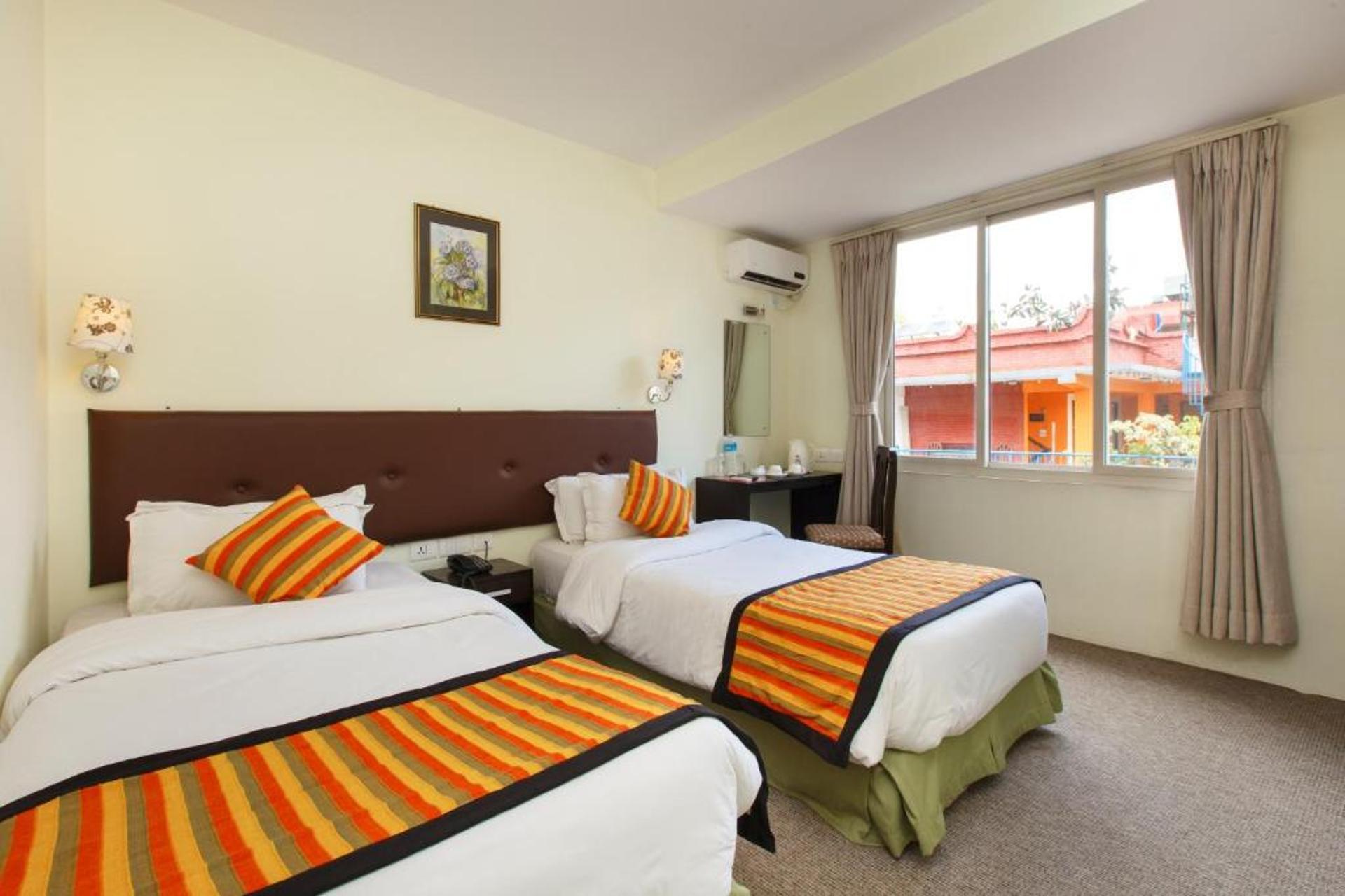 Deluxe Single/ Twin Room