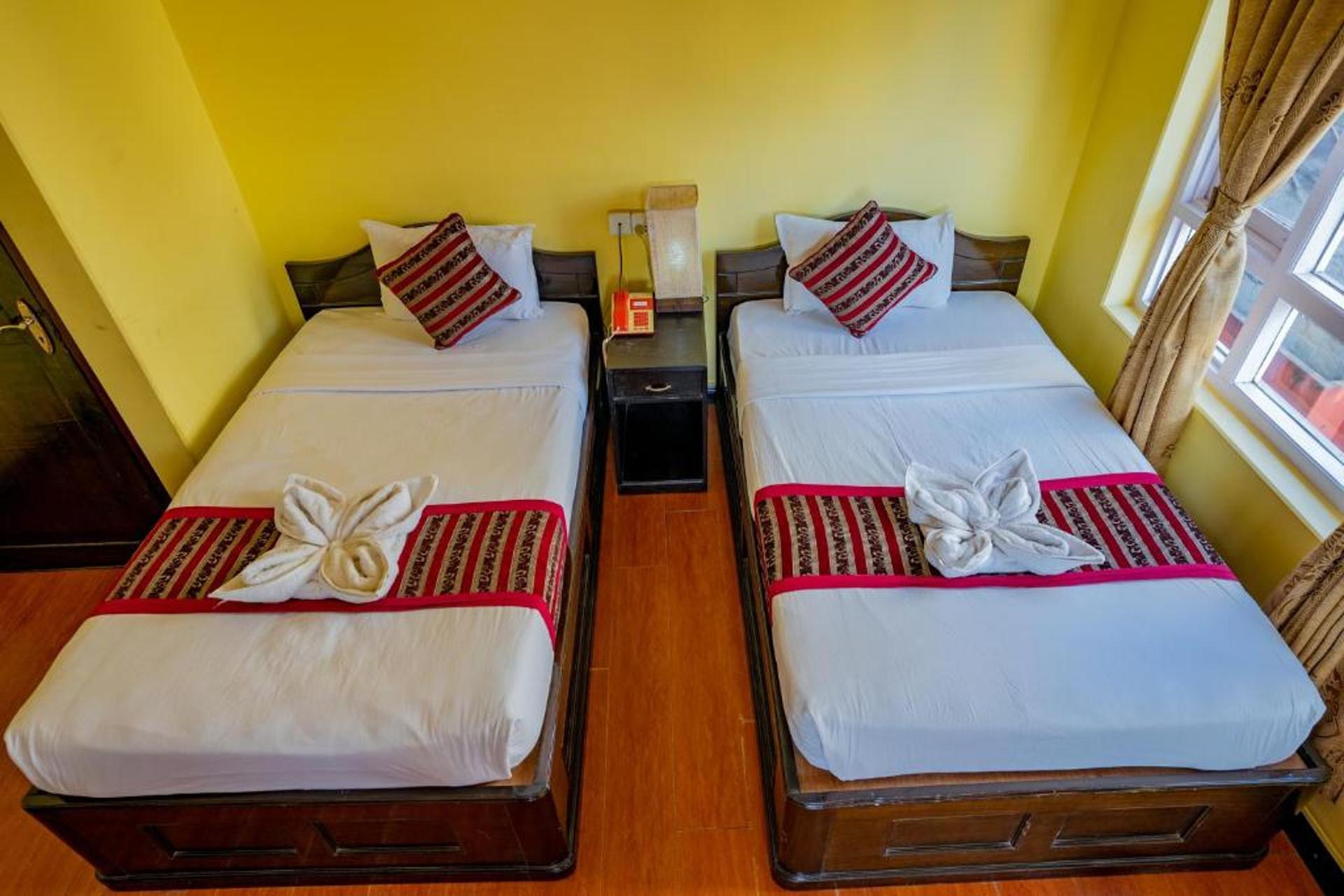 Deluxe Twin Bed