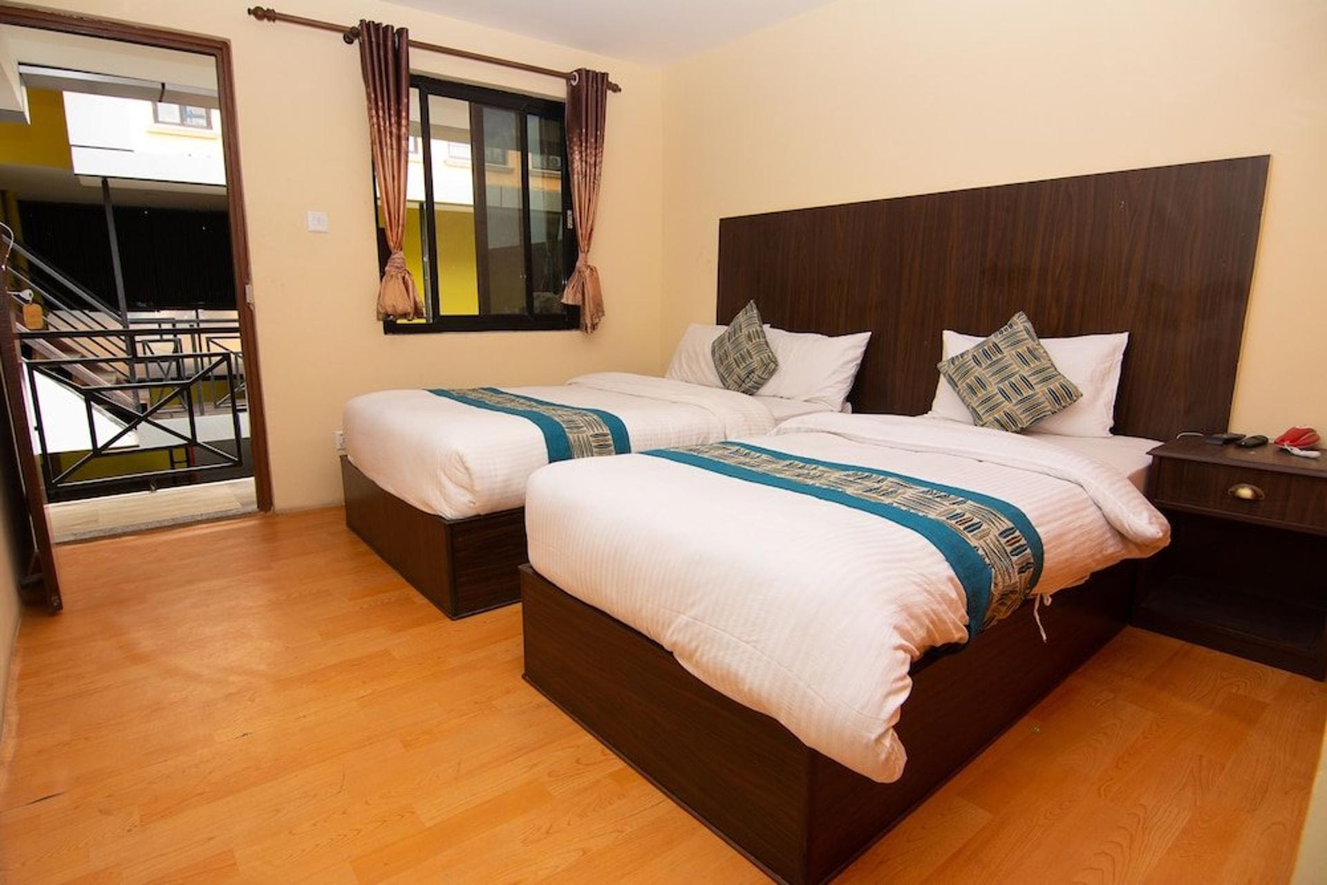 Standard Triple Room Without AC