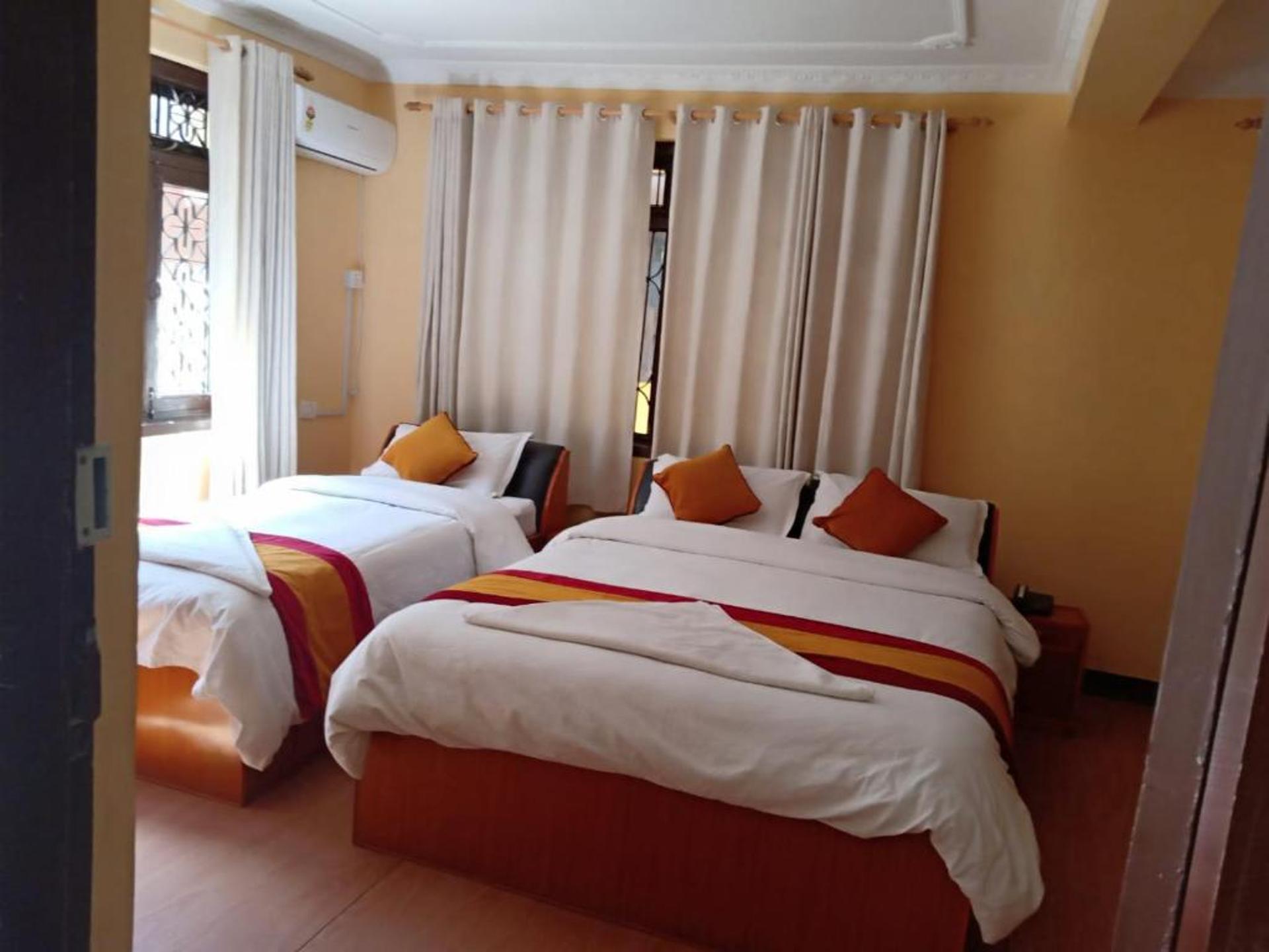 Deluxe Triple Room