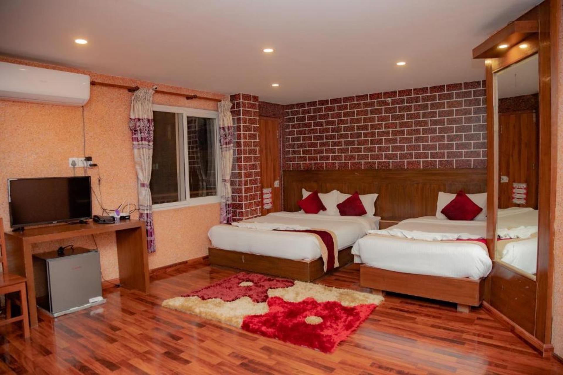 Deluxe Triple Room with Balcony