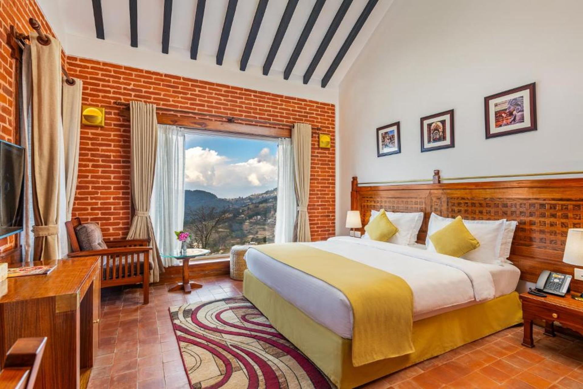 Deluxe Double or Twin Room