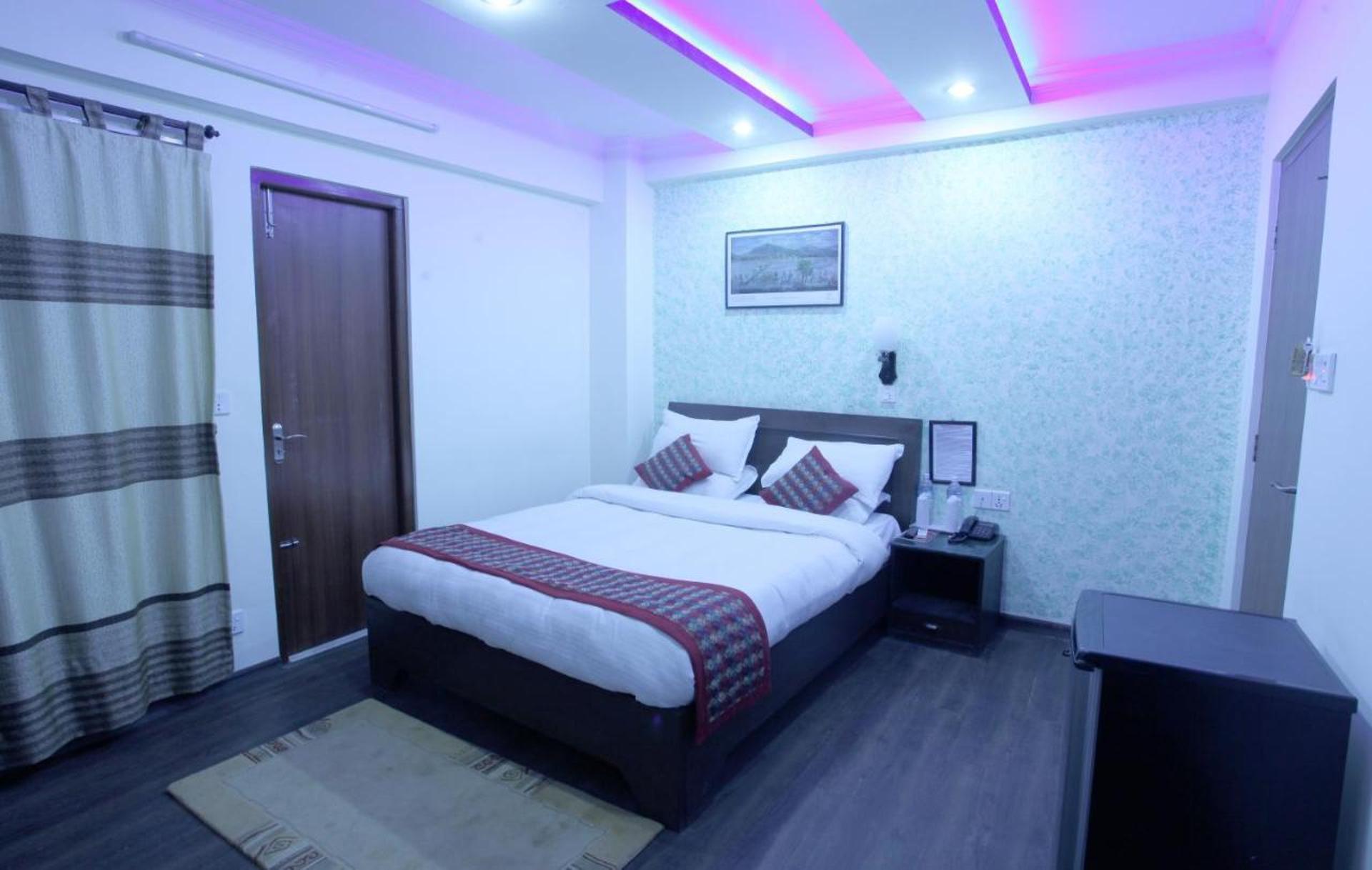 Deluxe Single Room