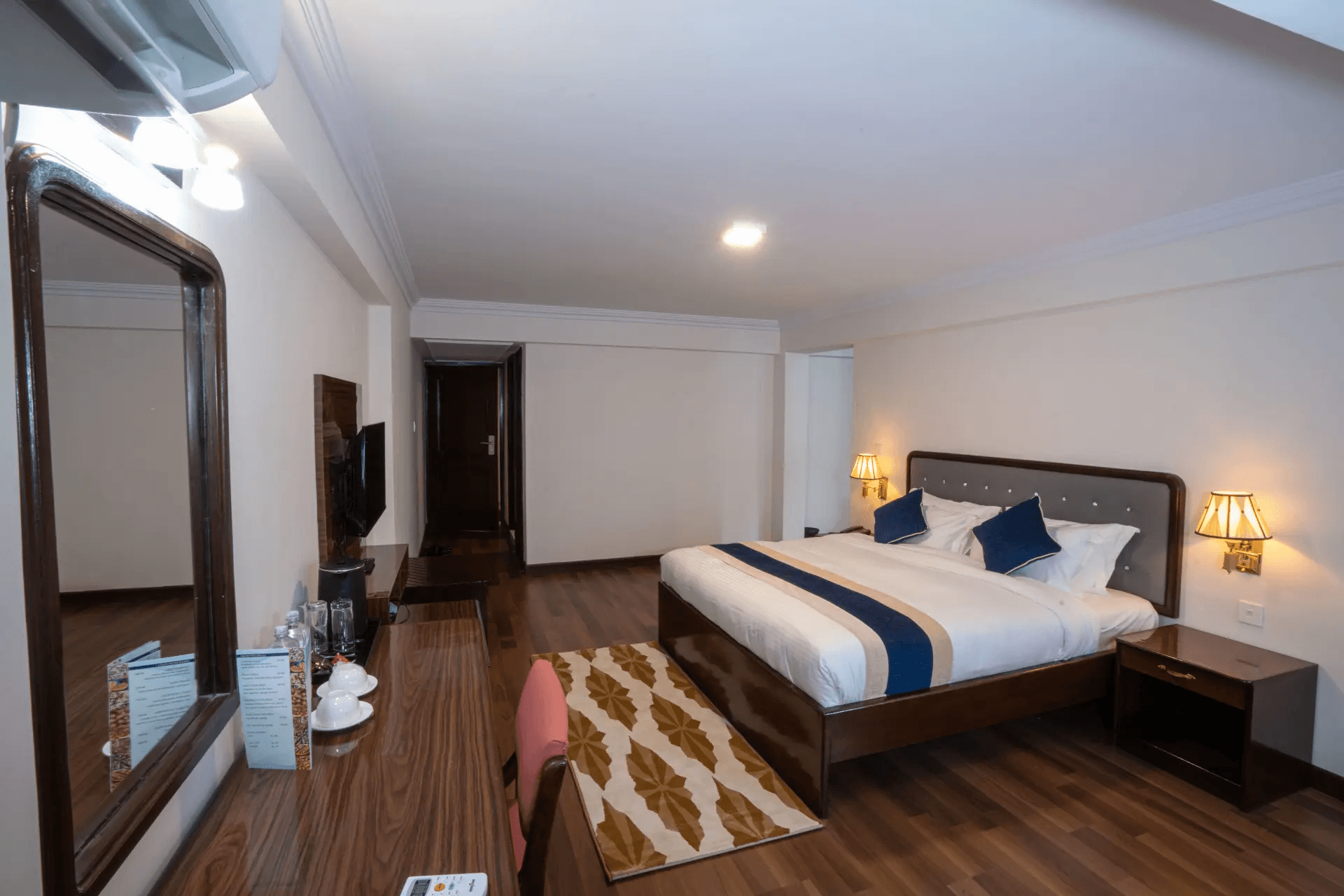 Suite Room with Balcony