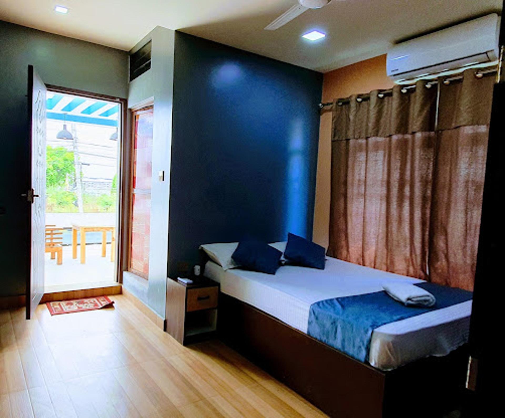 Deluxe Room with Balcony
