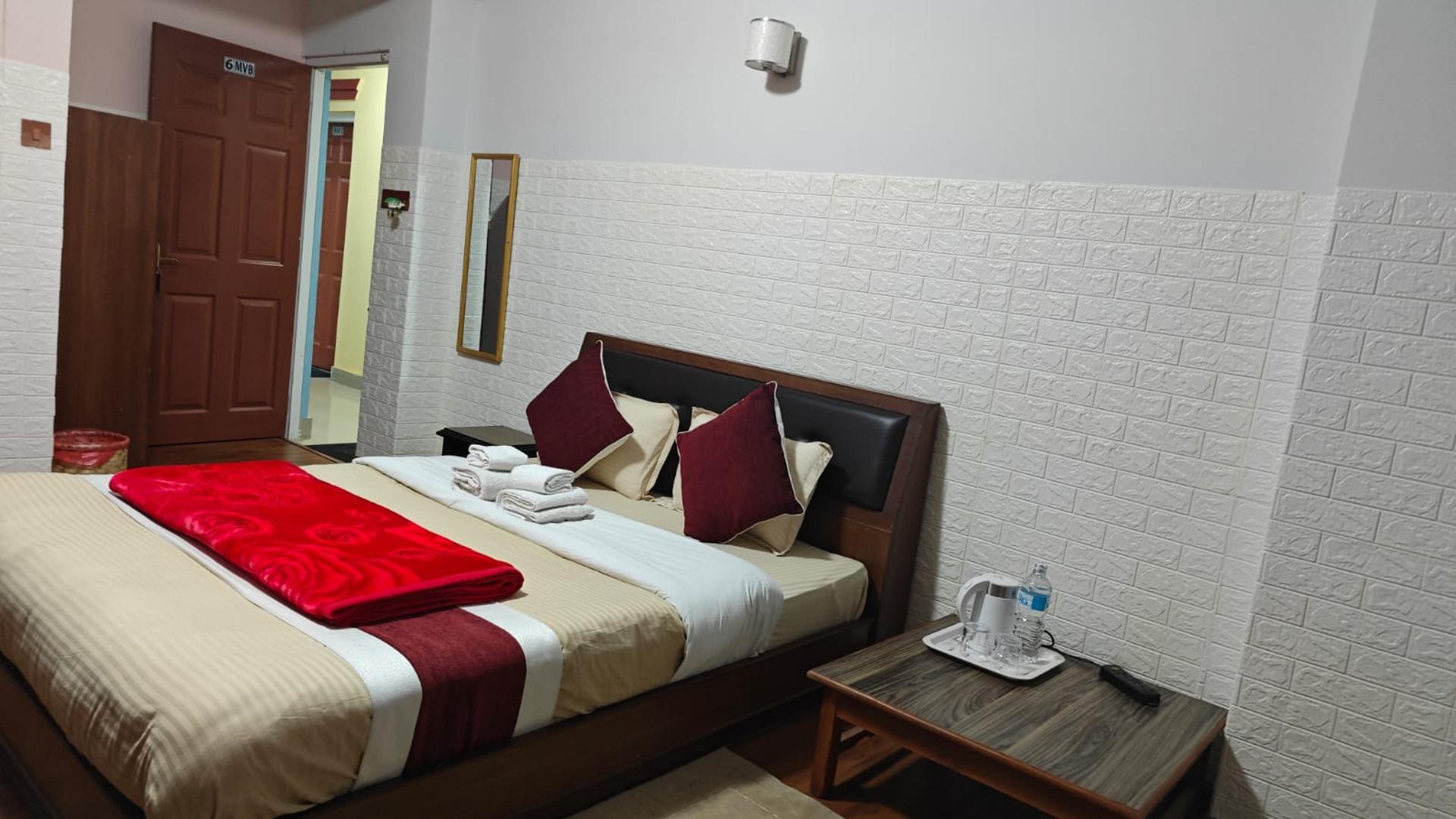 King Bed With Balcony