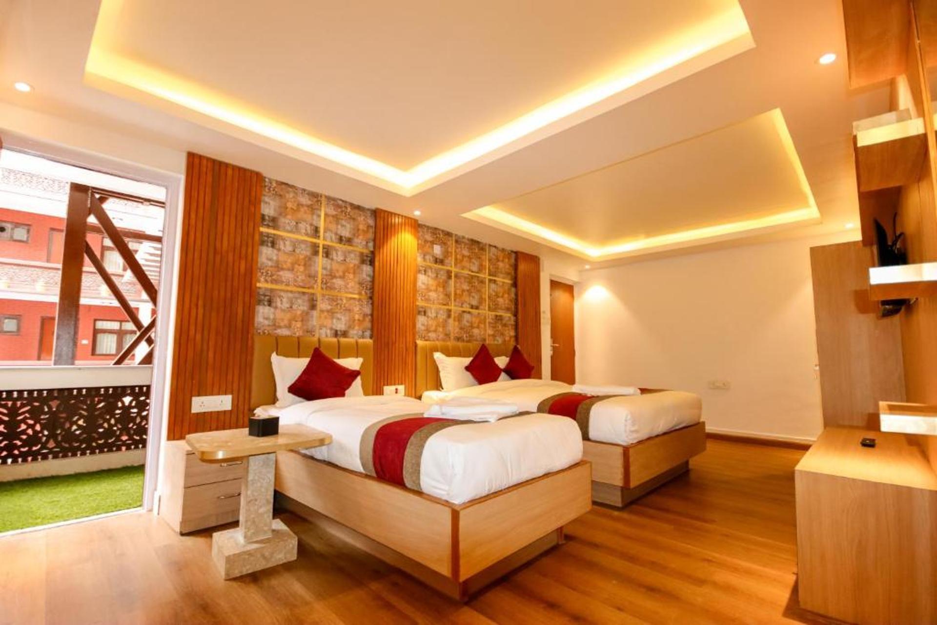 Deluxe Family Room