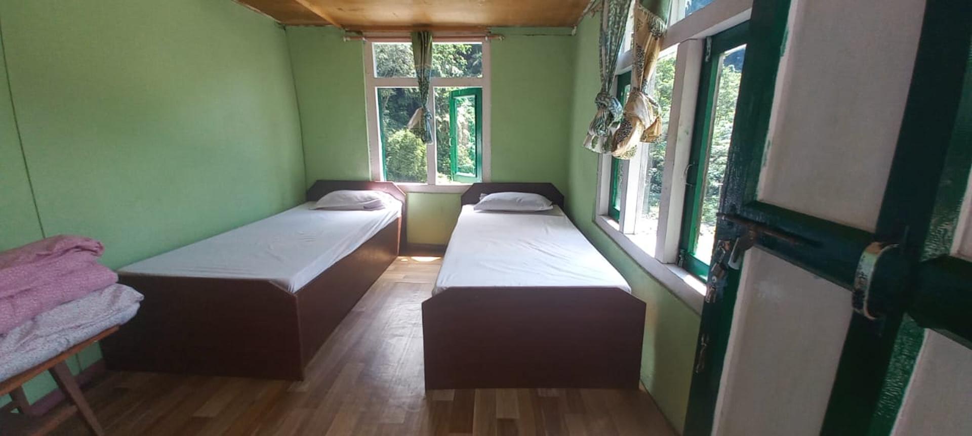 Normal Twin Room With Shared Bathroom