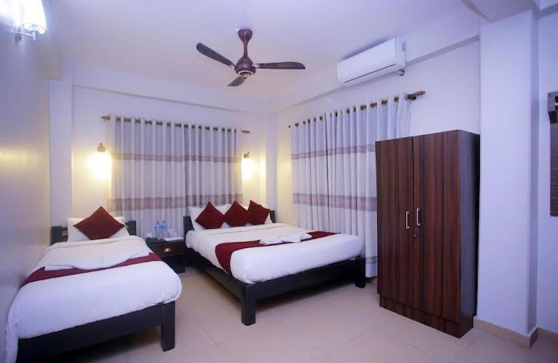 Triple Room