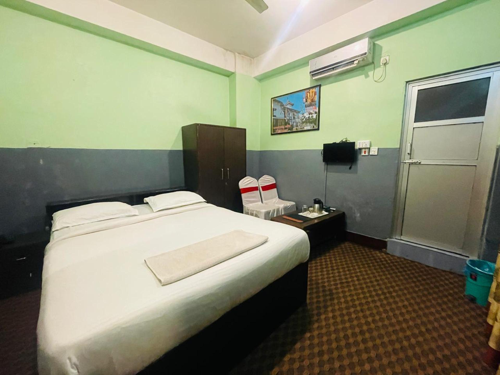 Deluxe Single bed