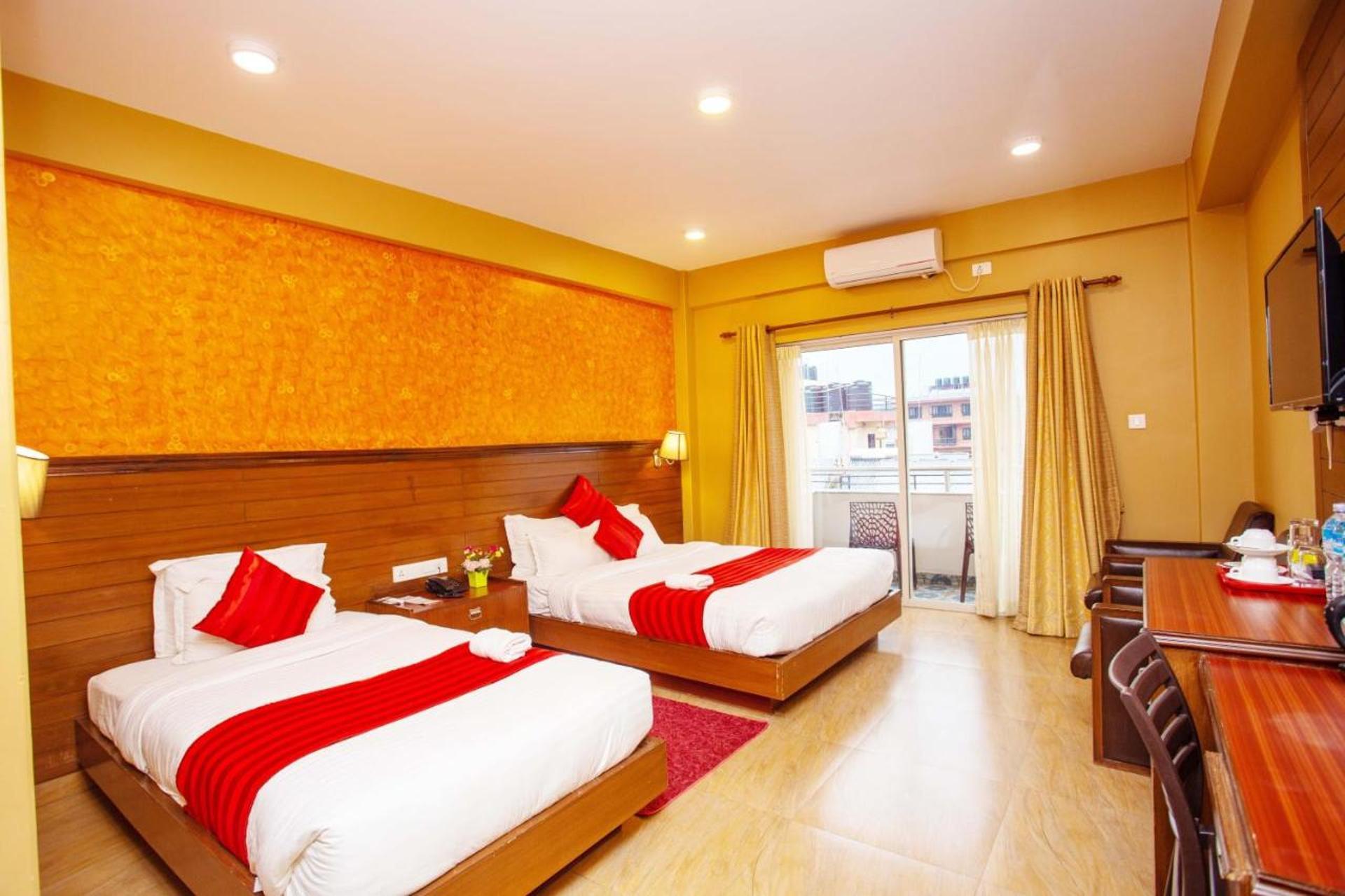 Deluxe Family/Triple Room