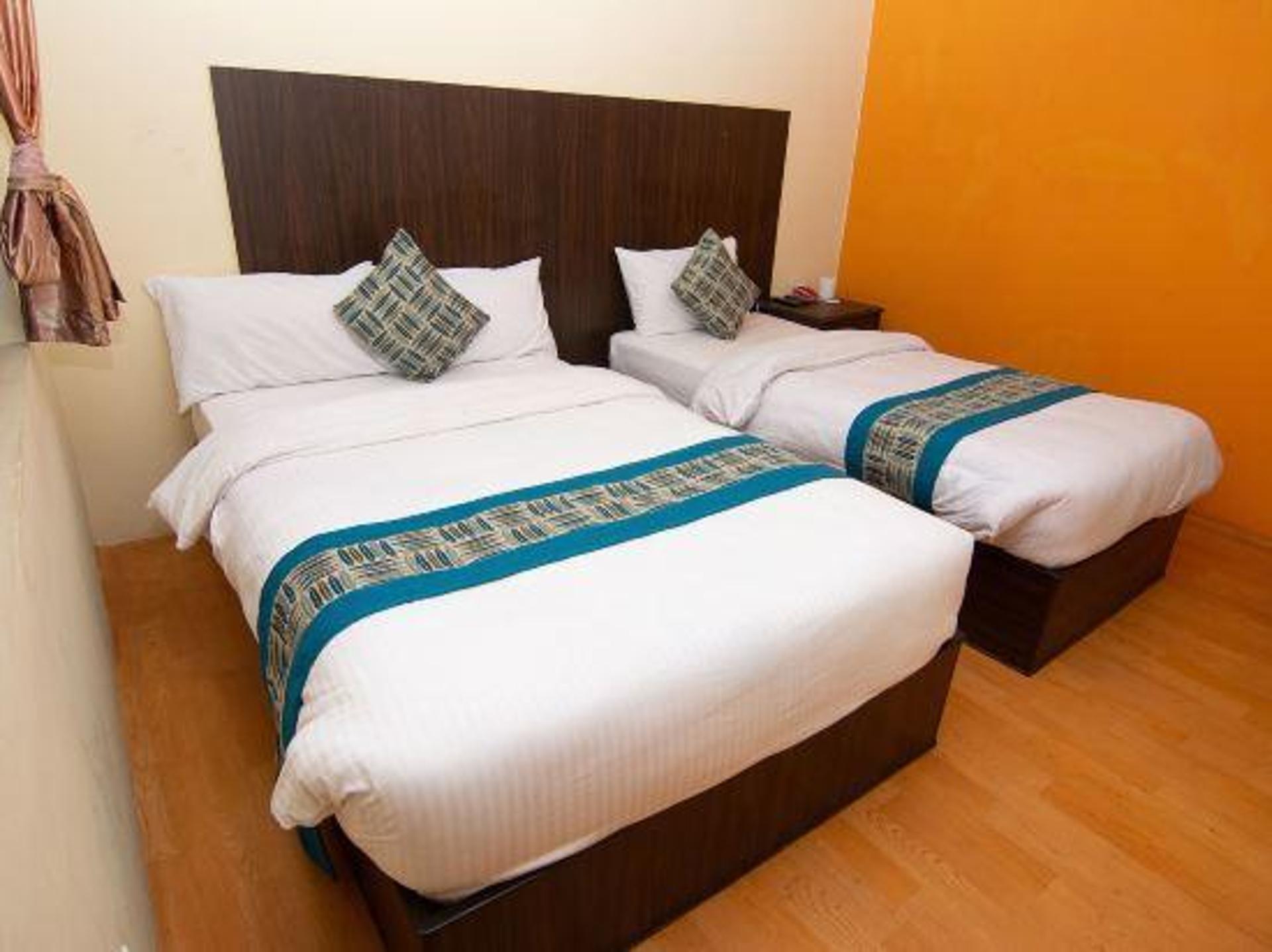 Standard triple Room with AC