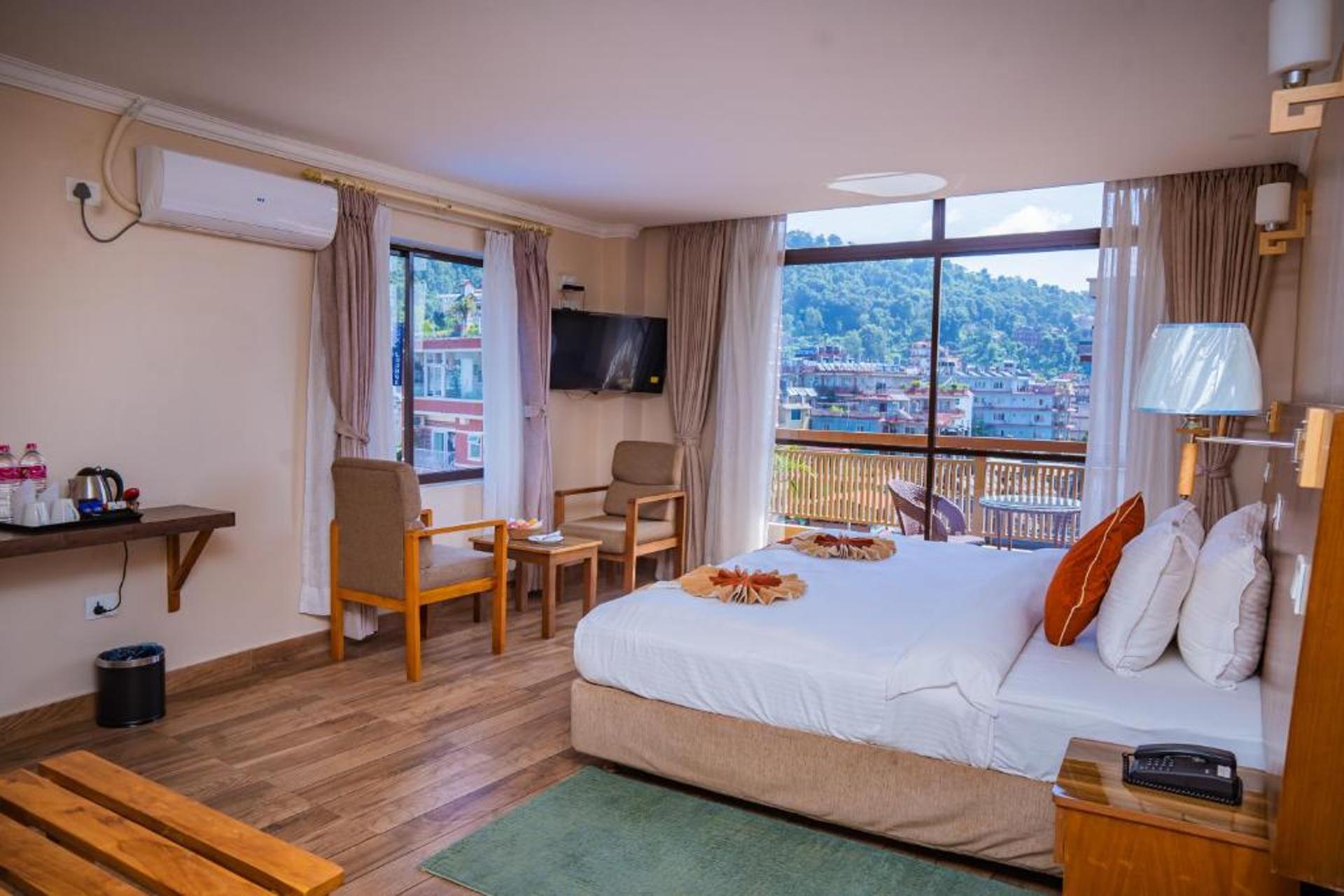 Deluxe City view Double/Twin Room