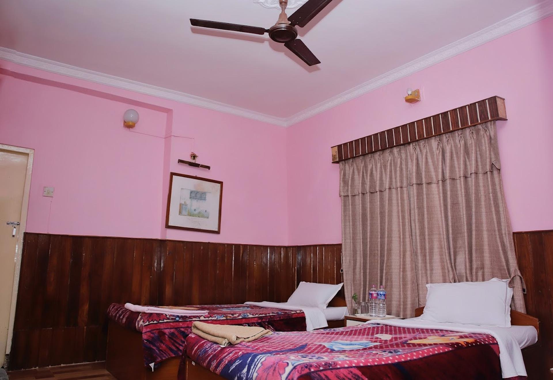 Standard Economy Triple Room
