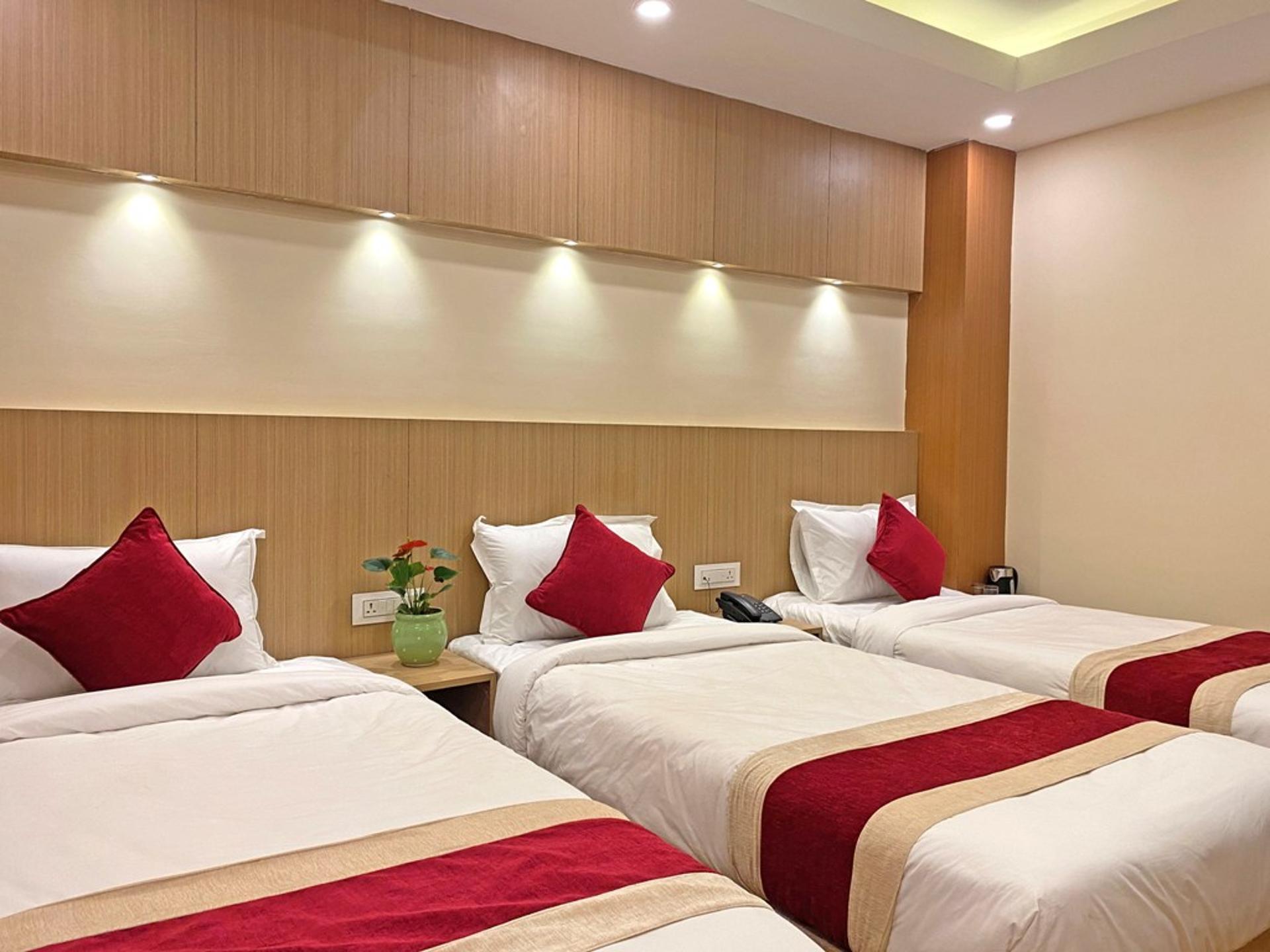 Deluxe Triple Room