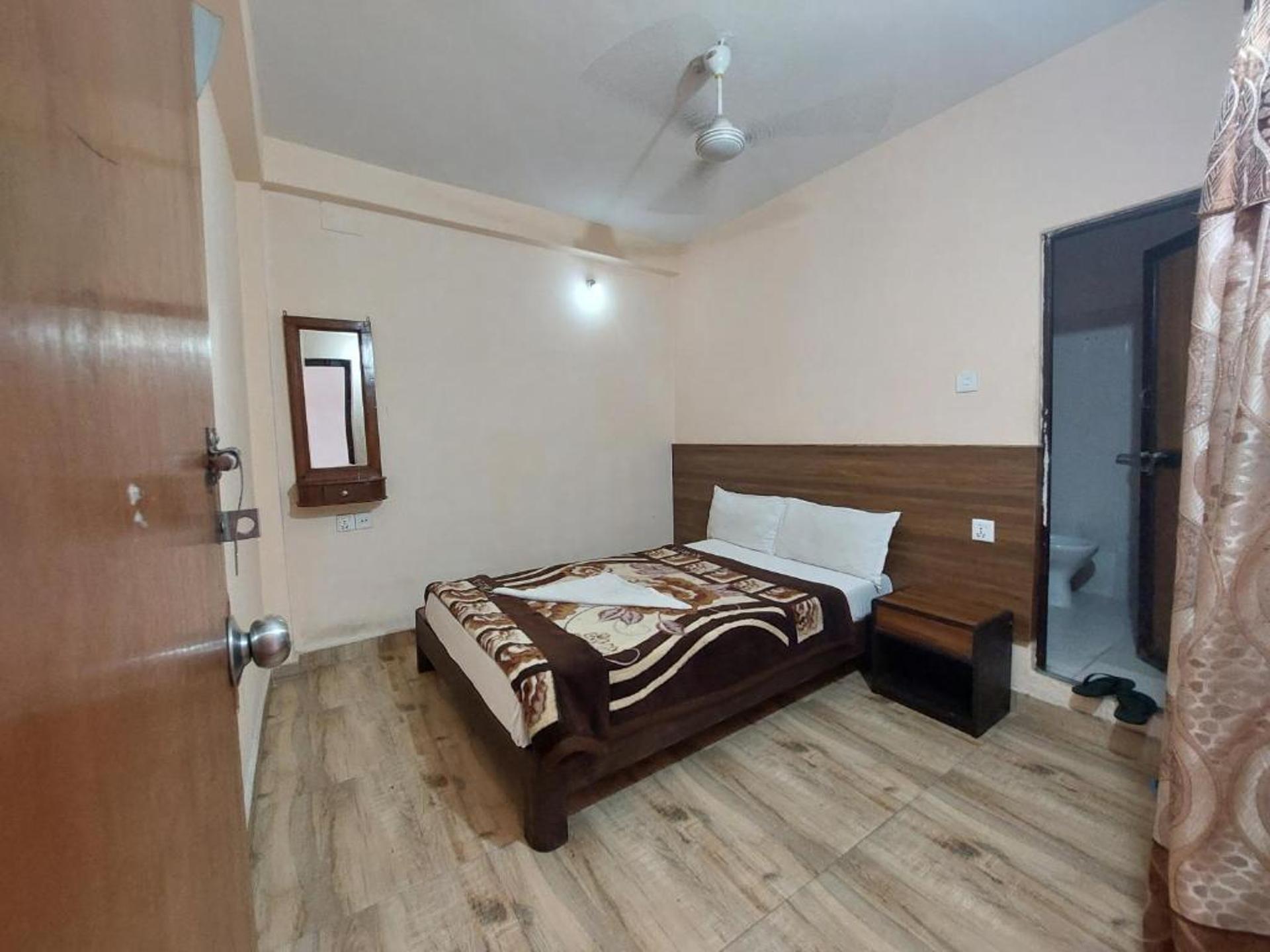Budget Couple Room