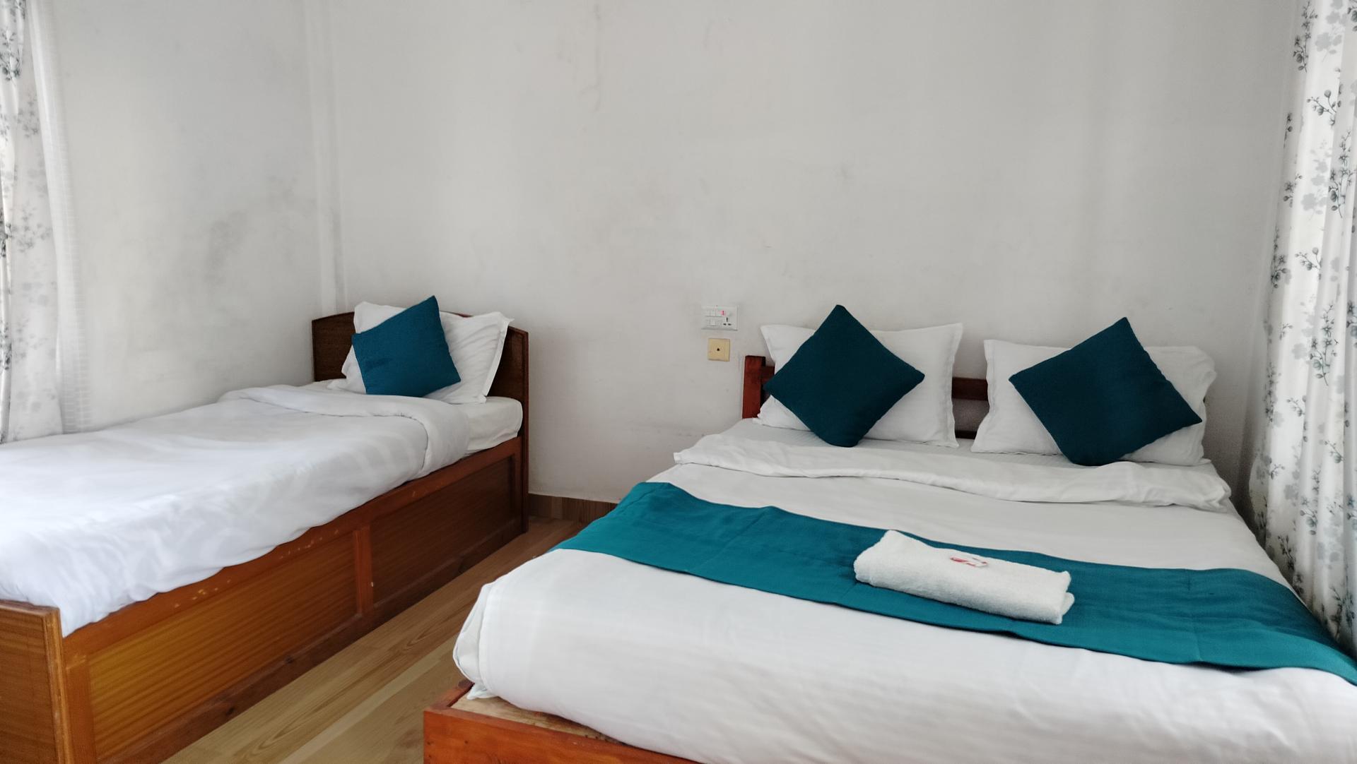 Triple Bed Room