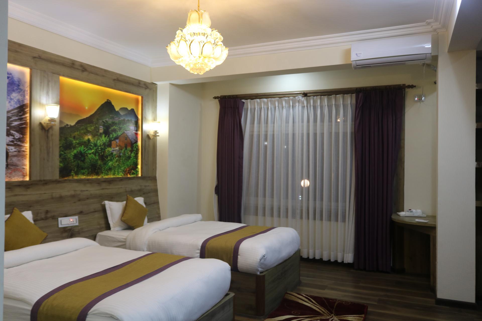 Deluxe Twin Room