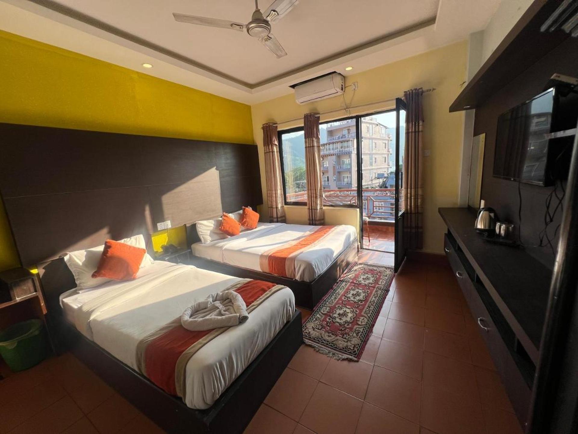 Standard Triple Room