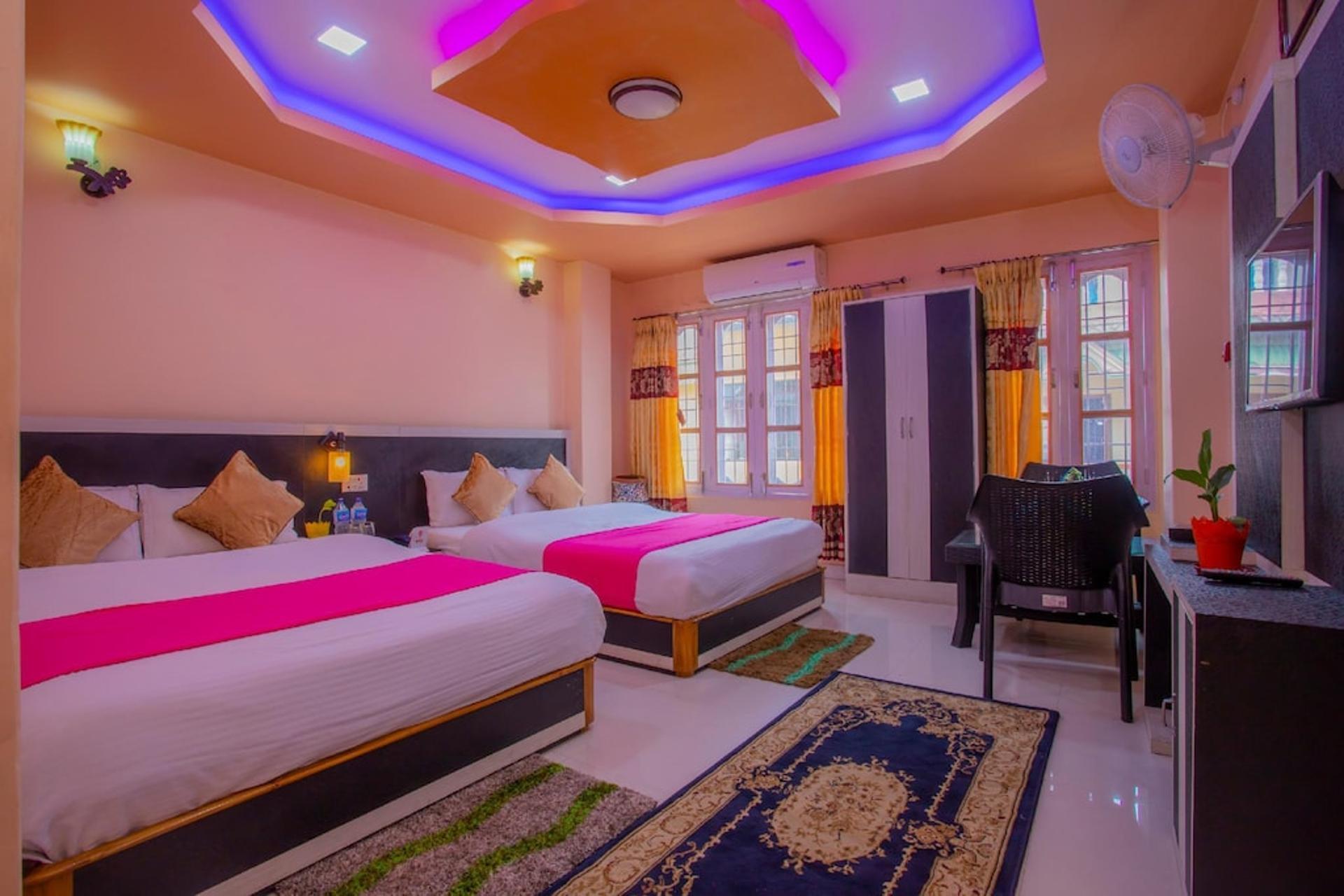 King Quadruple Room
