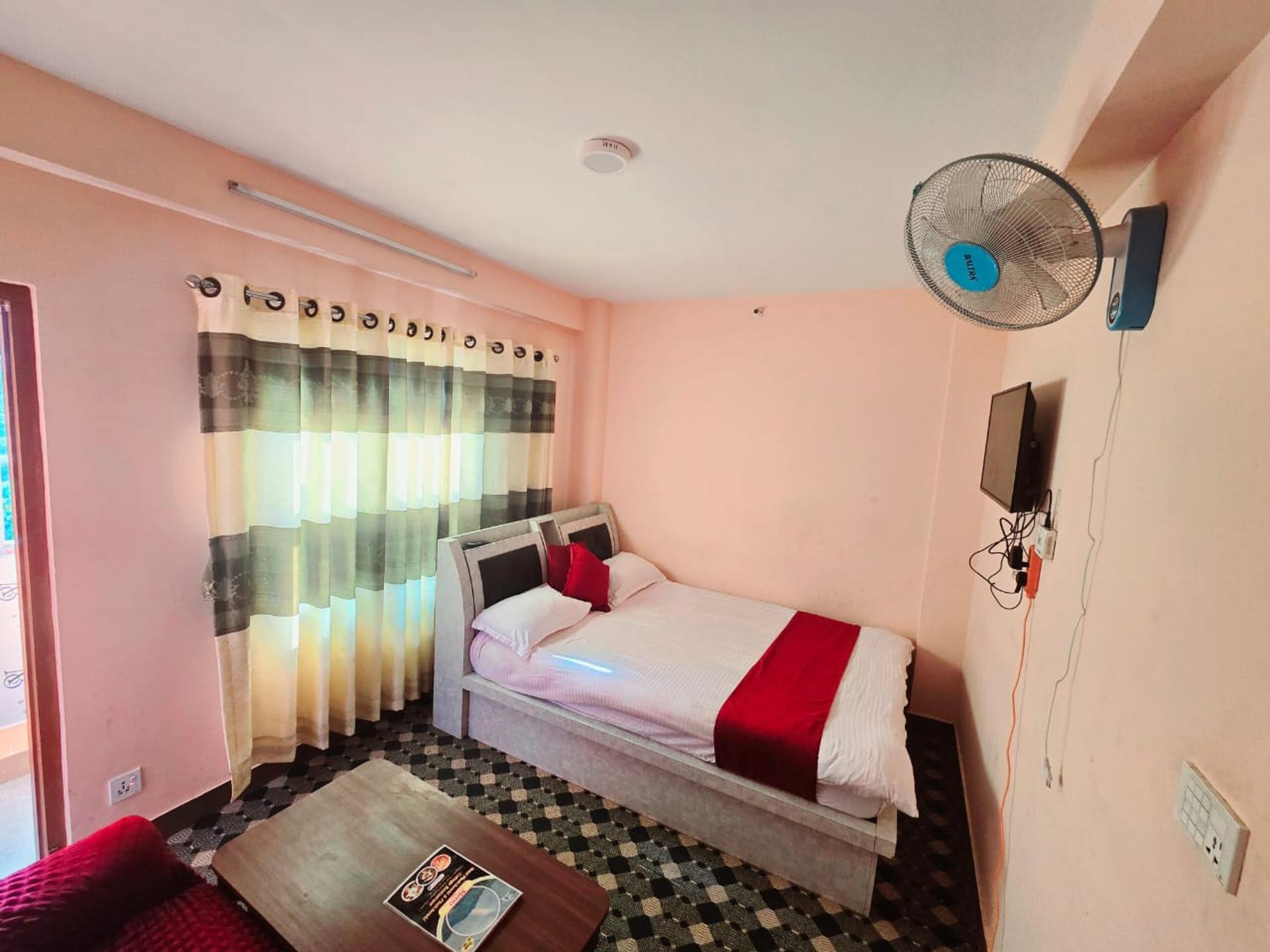 Standard Double Room with Private Bathroom