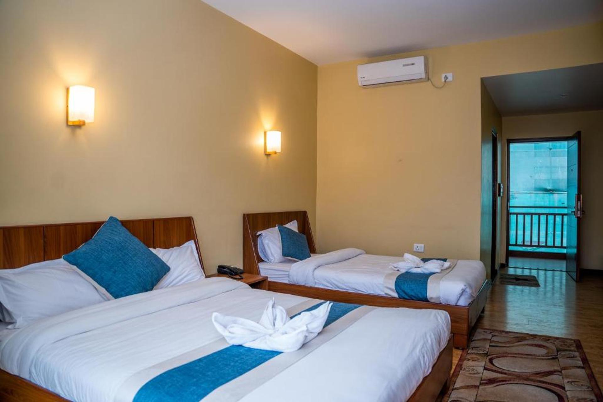 Deluxe Family Room