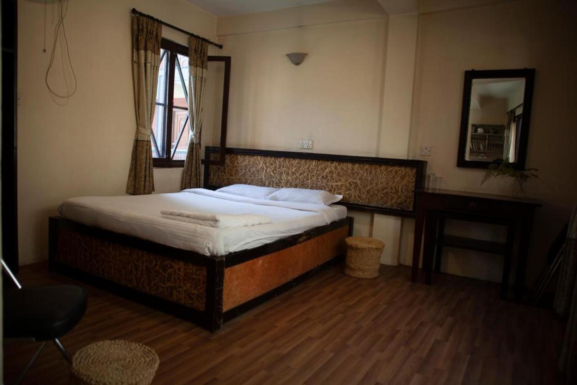 Standard Couple Room