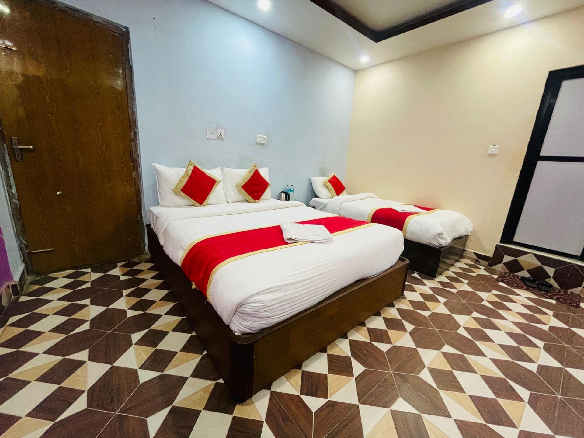 Standard Deluxe Room