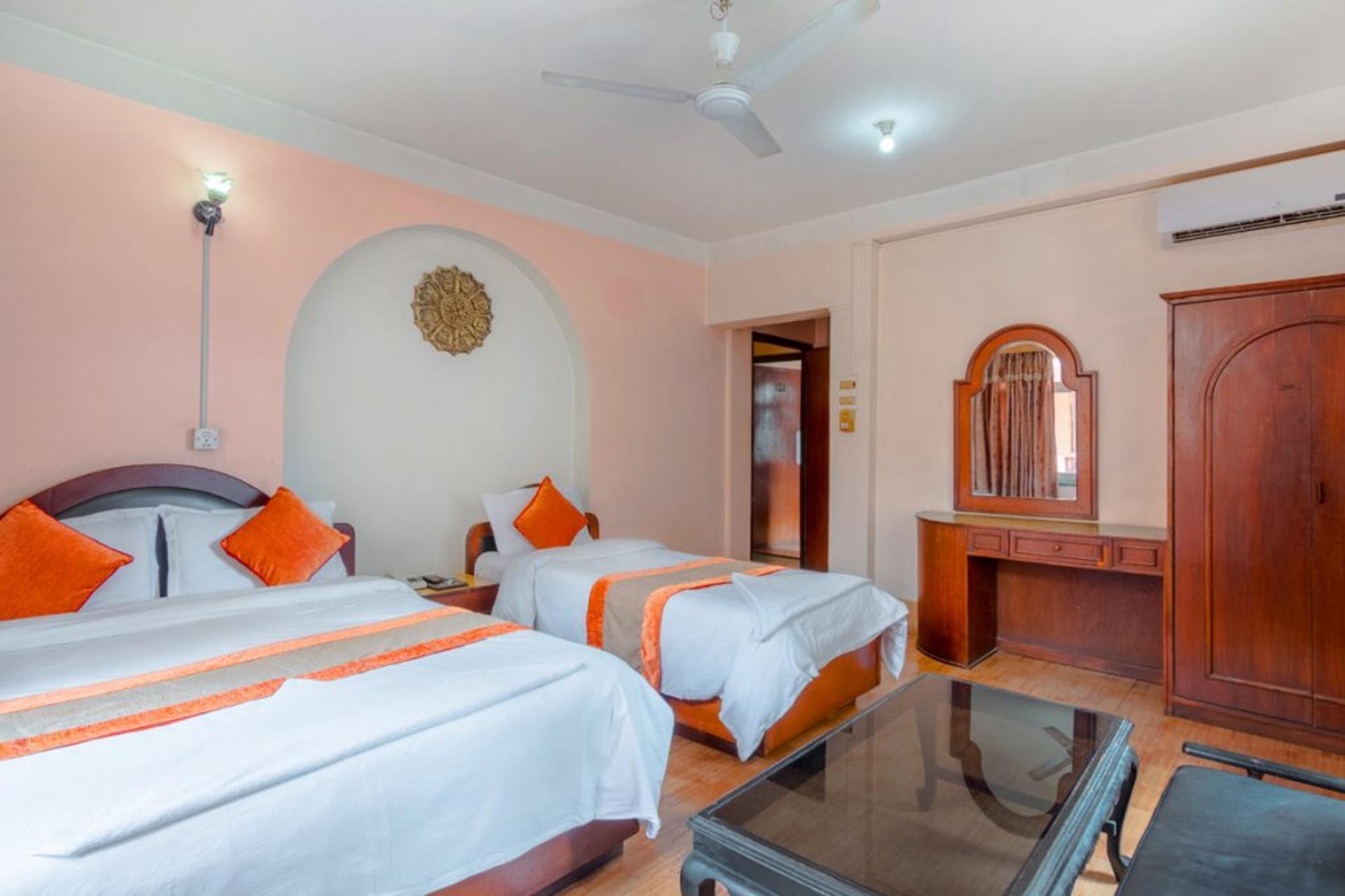 Deluxe Triple Room