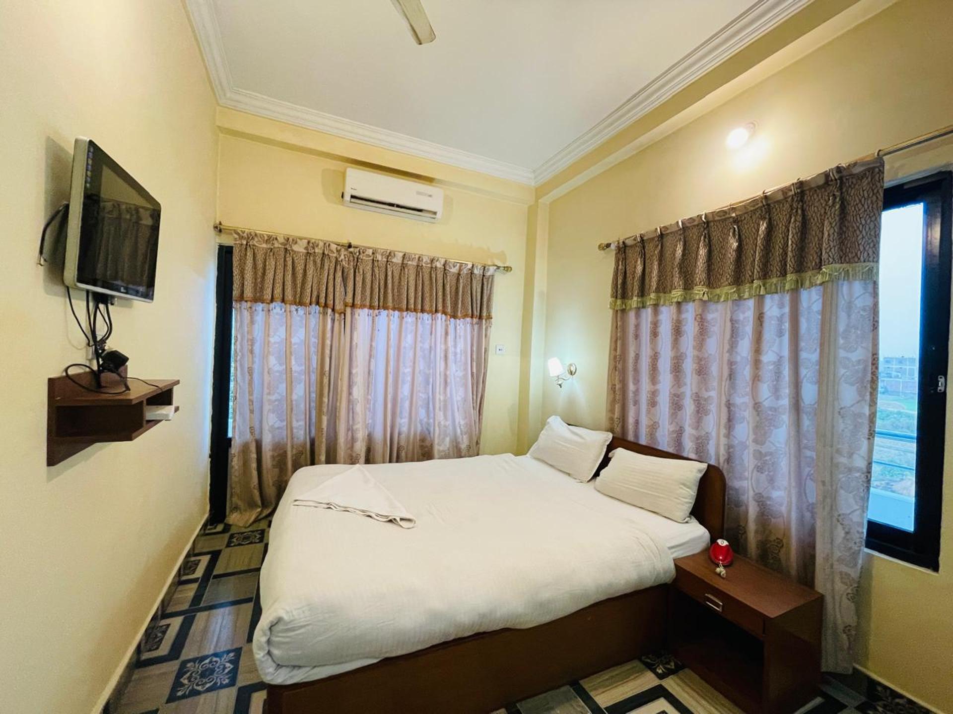 Couple Room