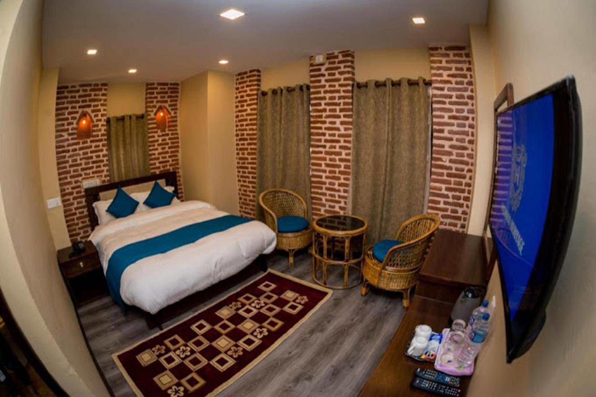 Deluxe King Room