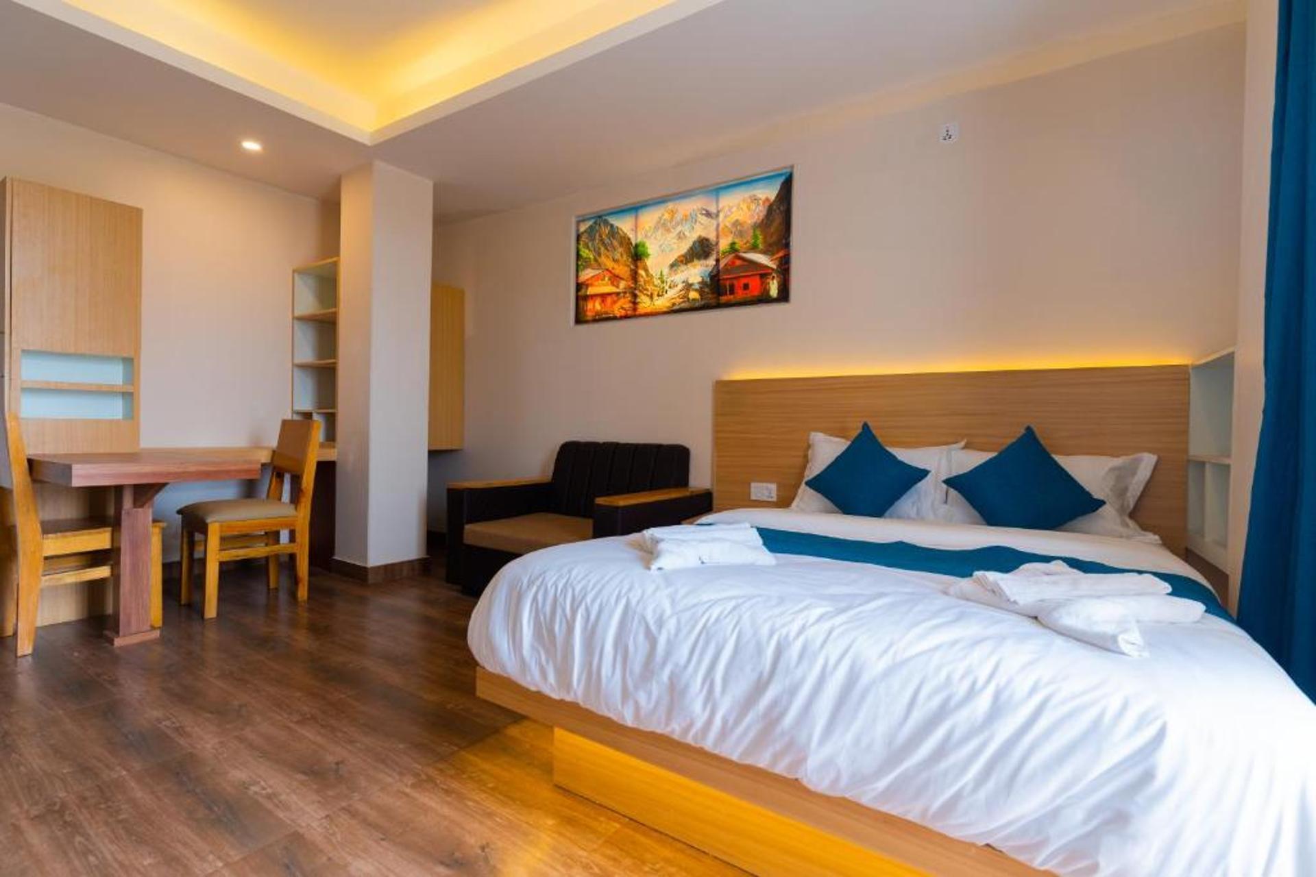 Studio Apartment