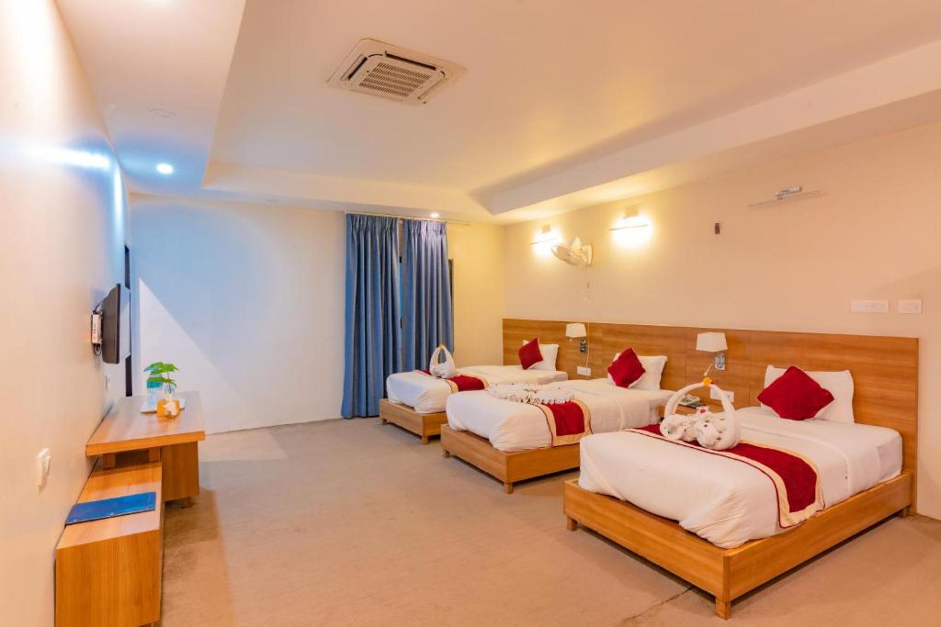 Deluxe Triple Room