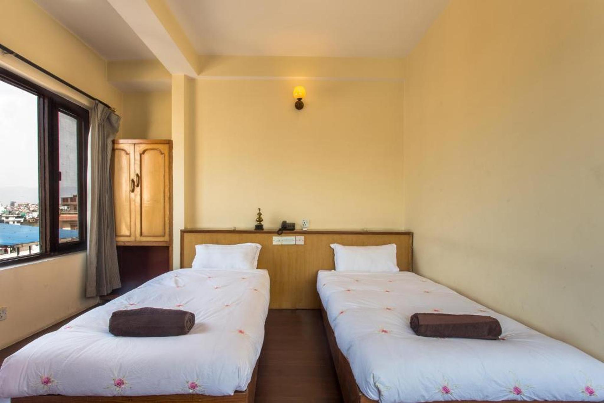 Twin Deluxe Room