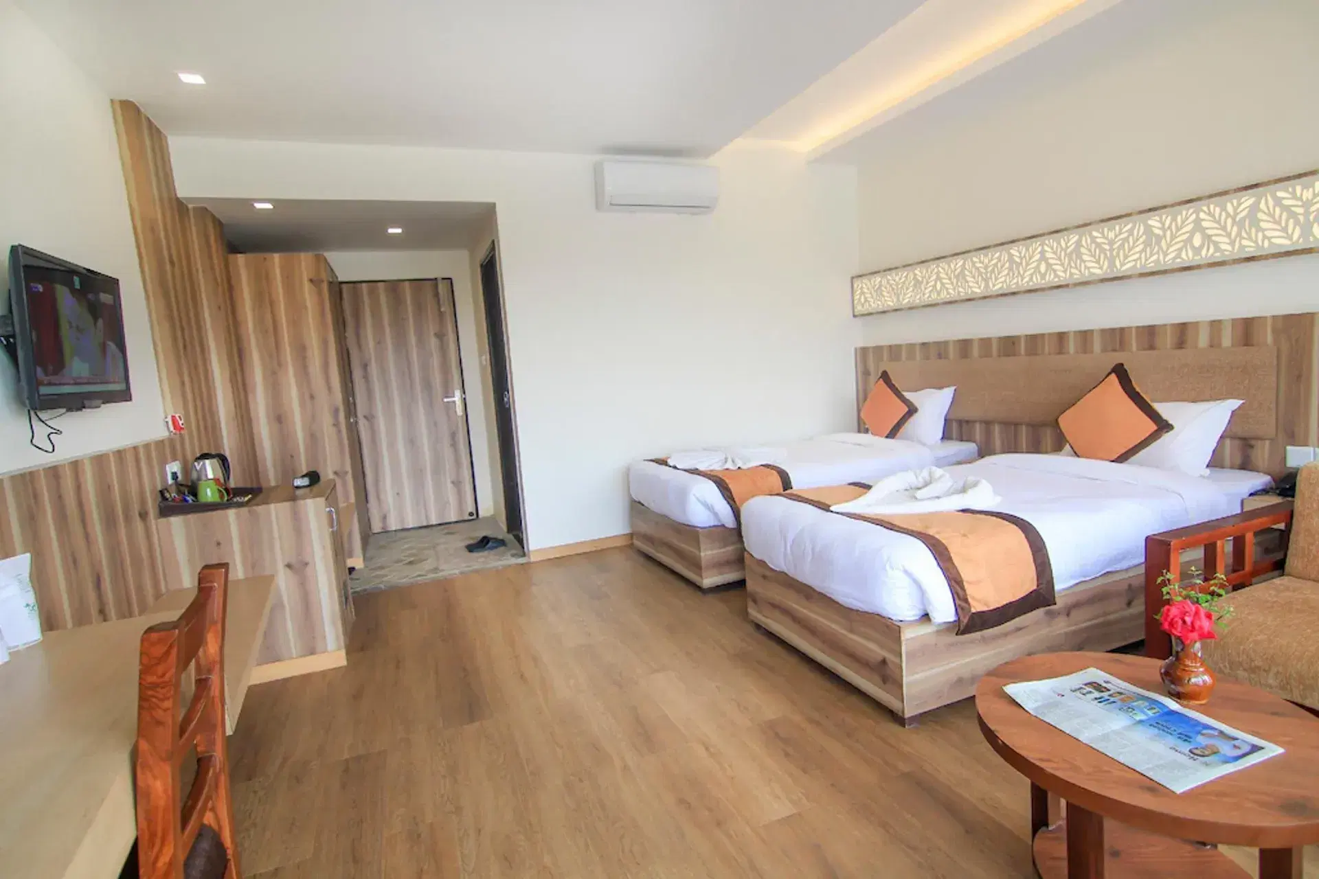 Deluxe family non river view room