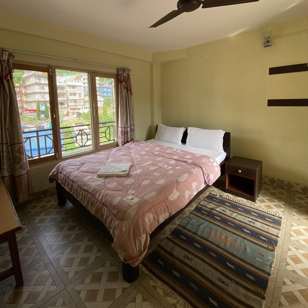 Standard Couple Room