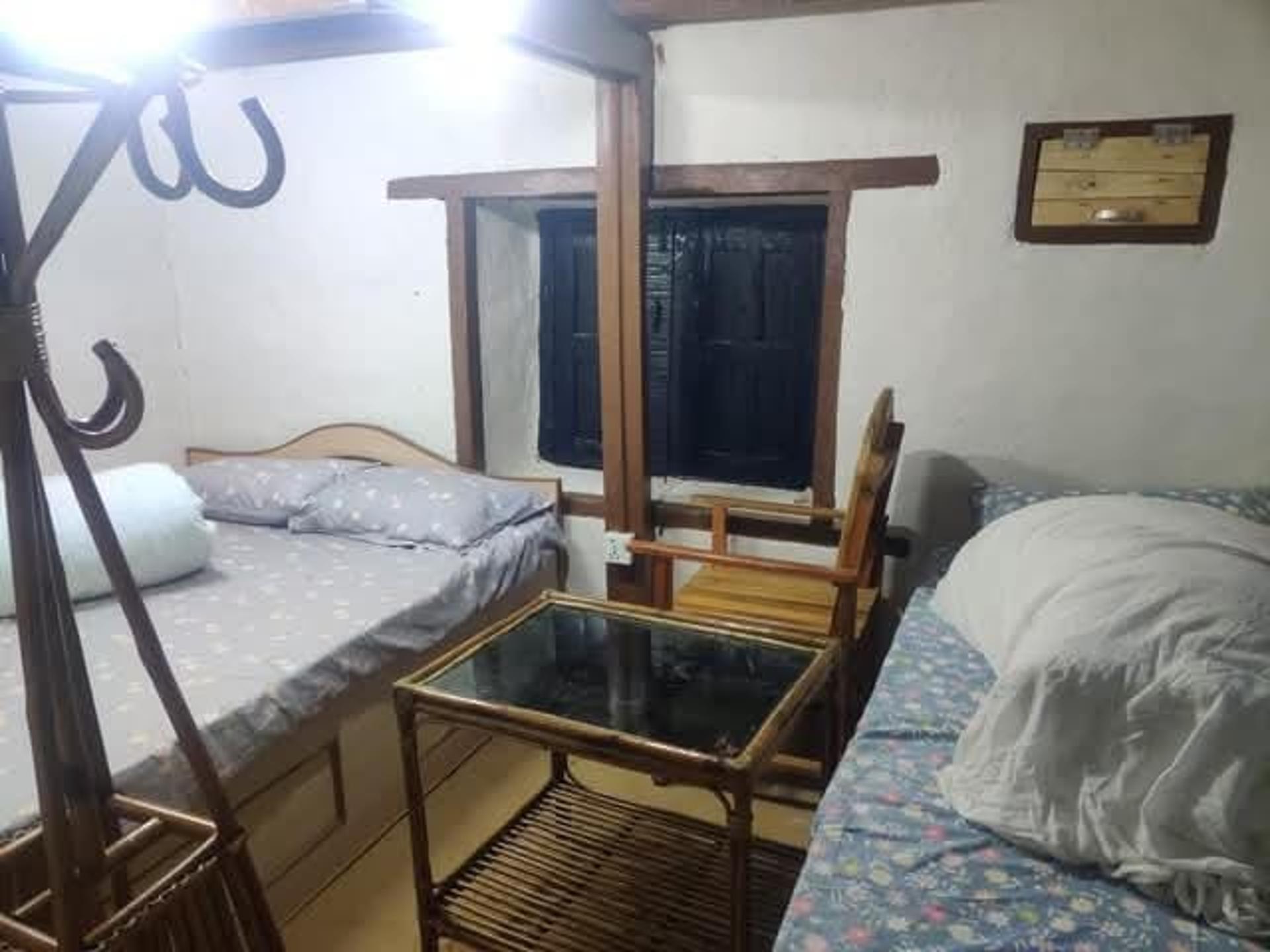 Old Ancient Twin Room