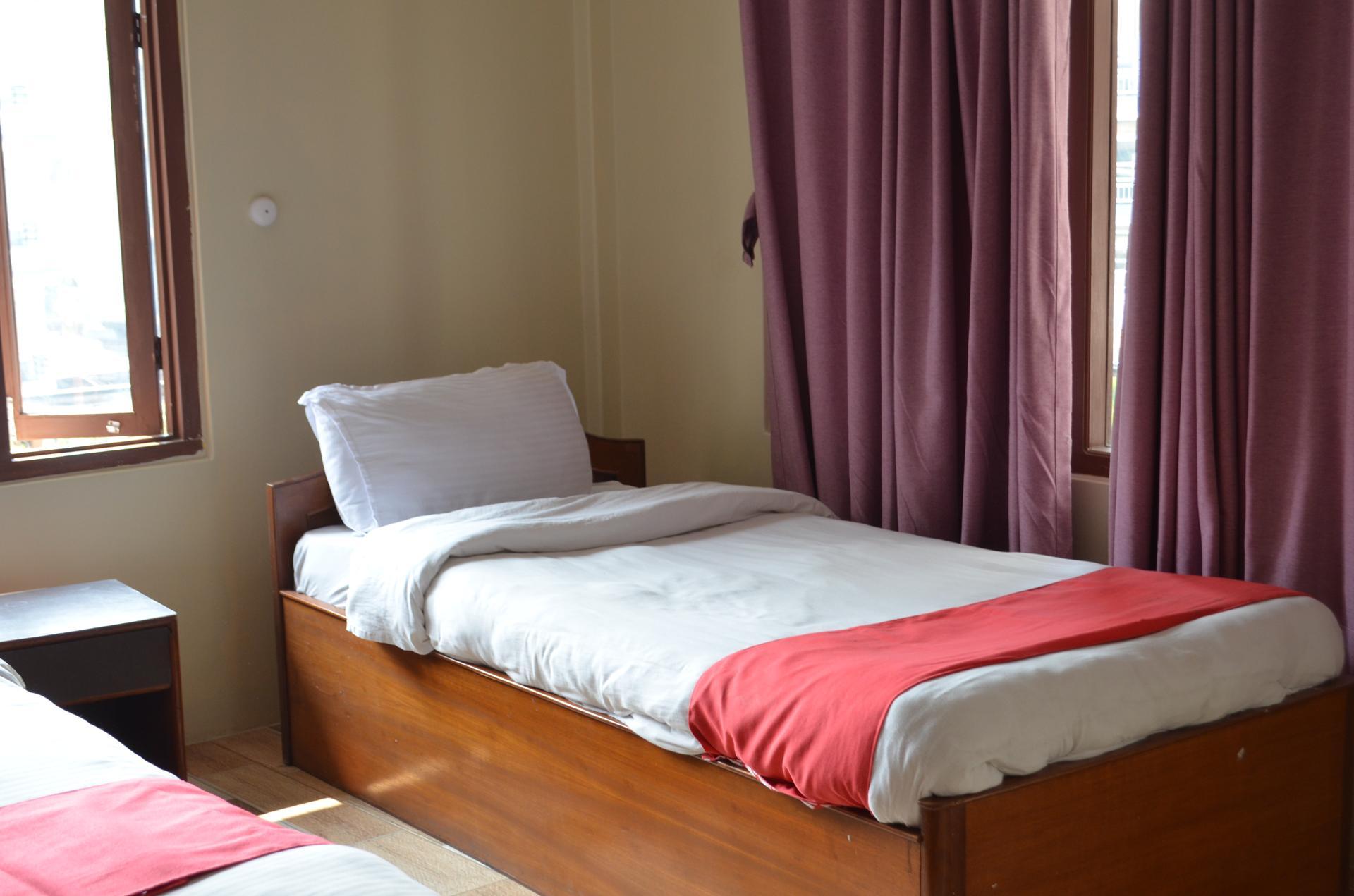 Ac Triple Room