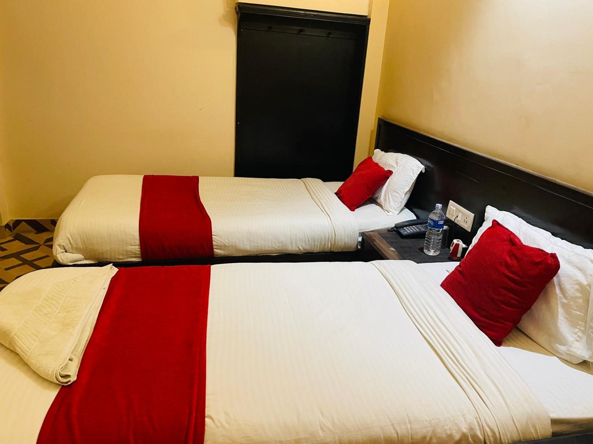 Deluxe Double Bed