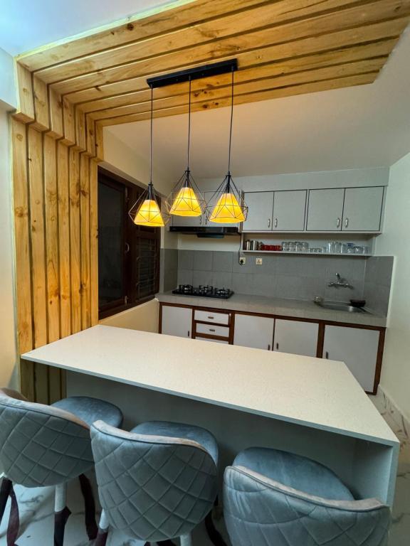 Ivanna Apartments Patan