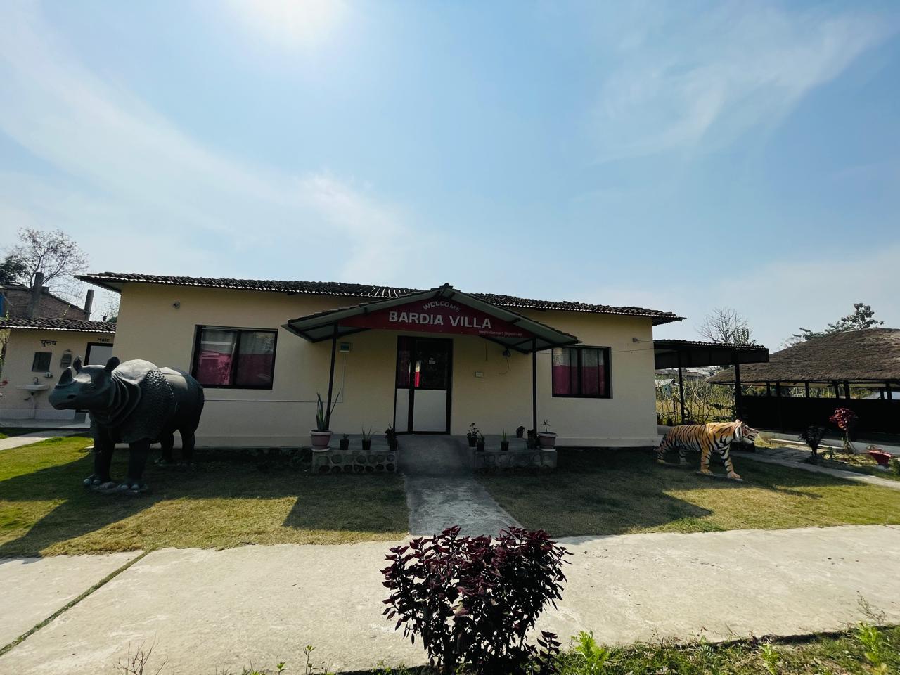 Bardia Villa Resort