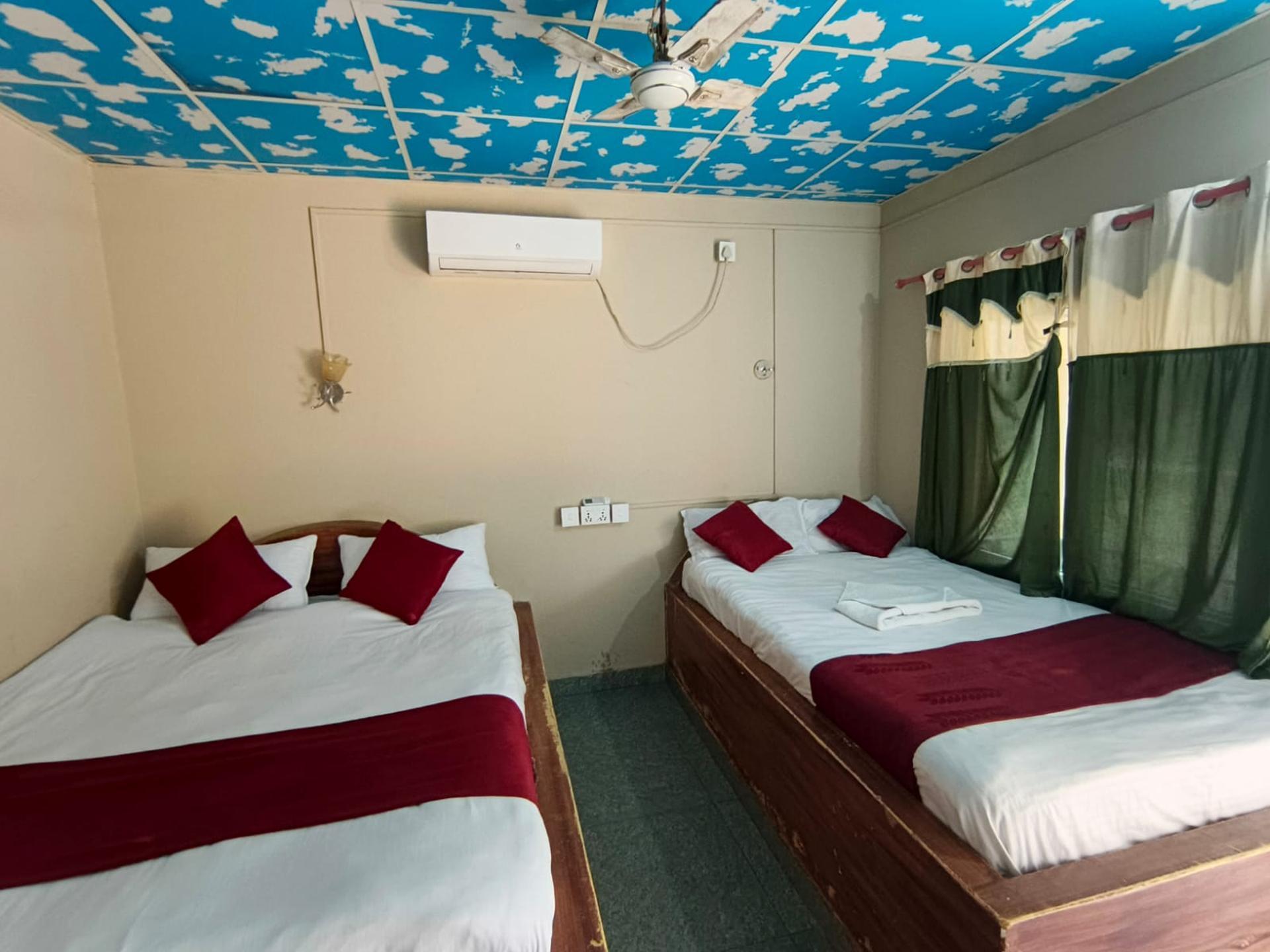 Deluxe Double/Twin Room