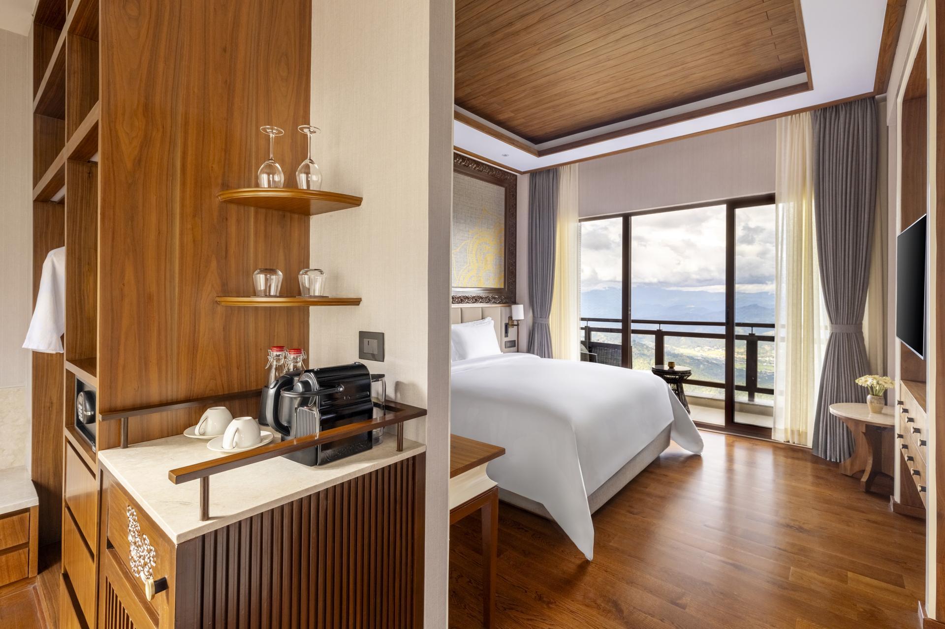 Deluxe Himalayan View King Room