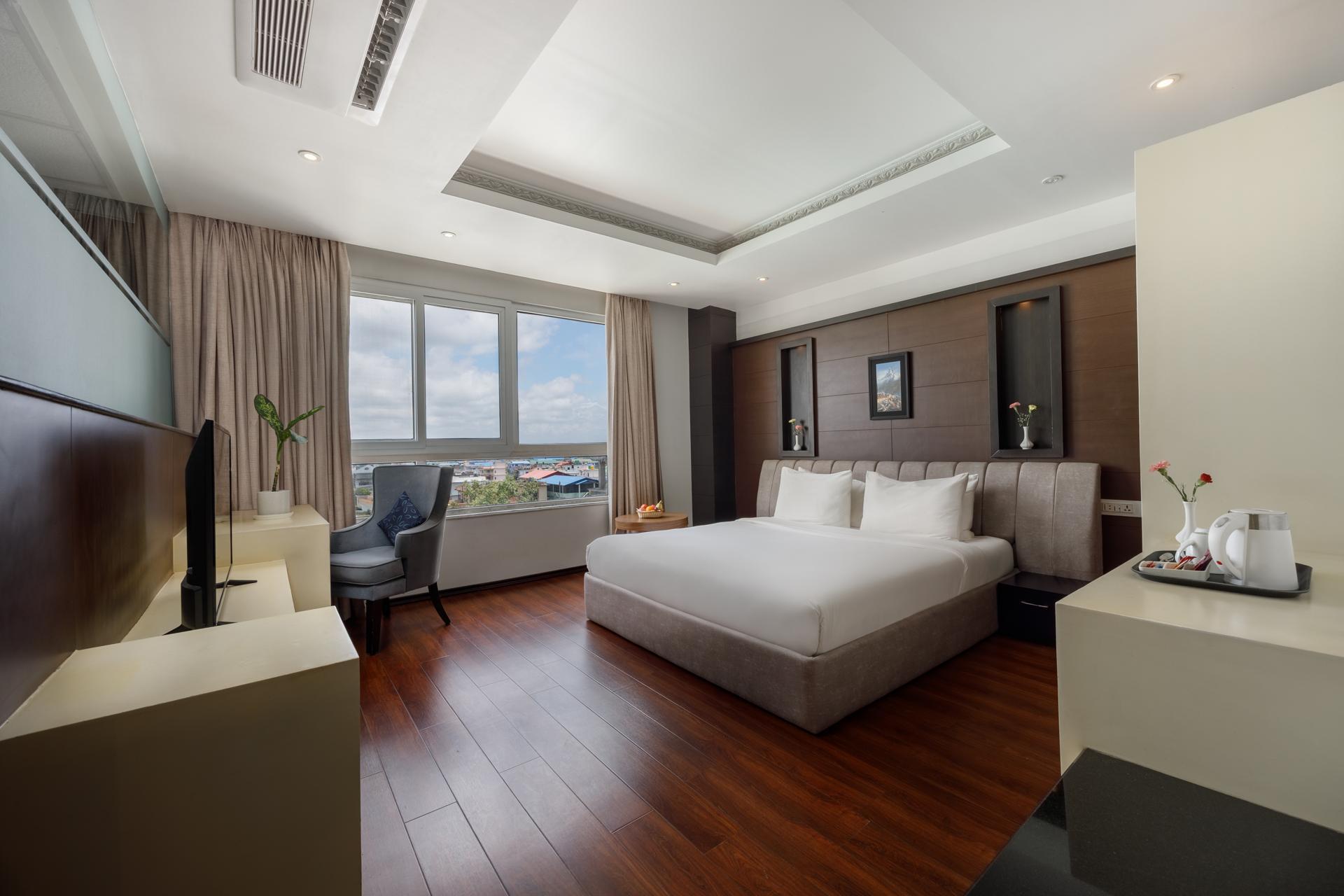 Deluxe Master Bed Room