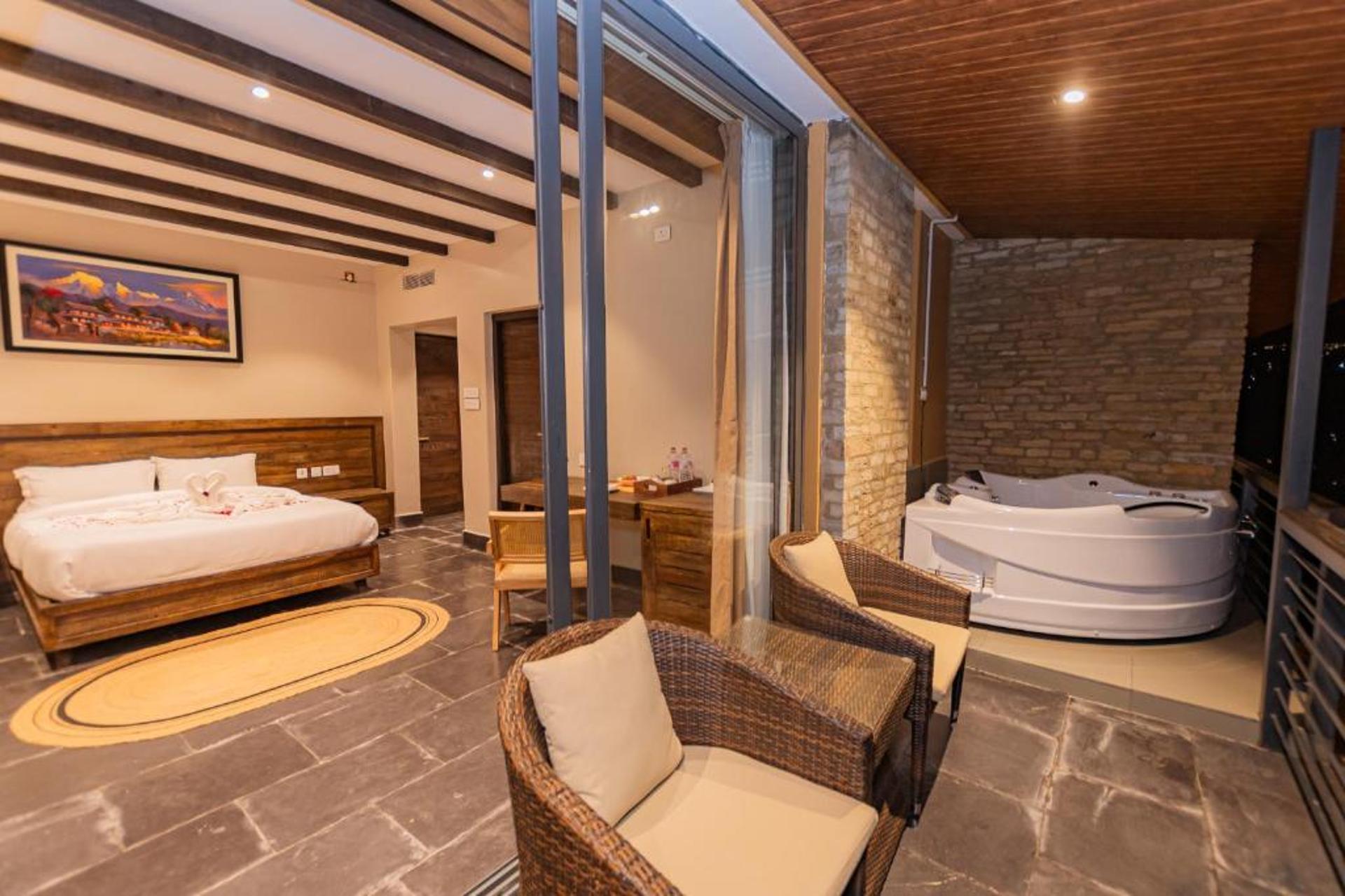 Premium Sunrise Room with Jacuzzi
