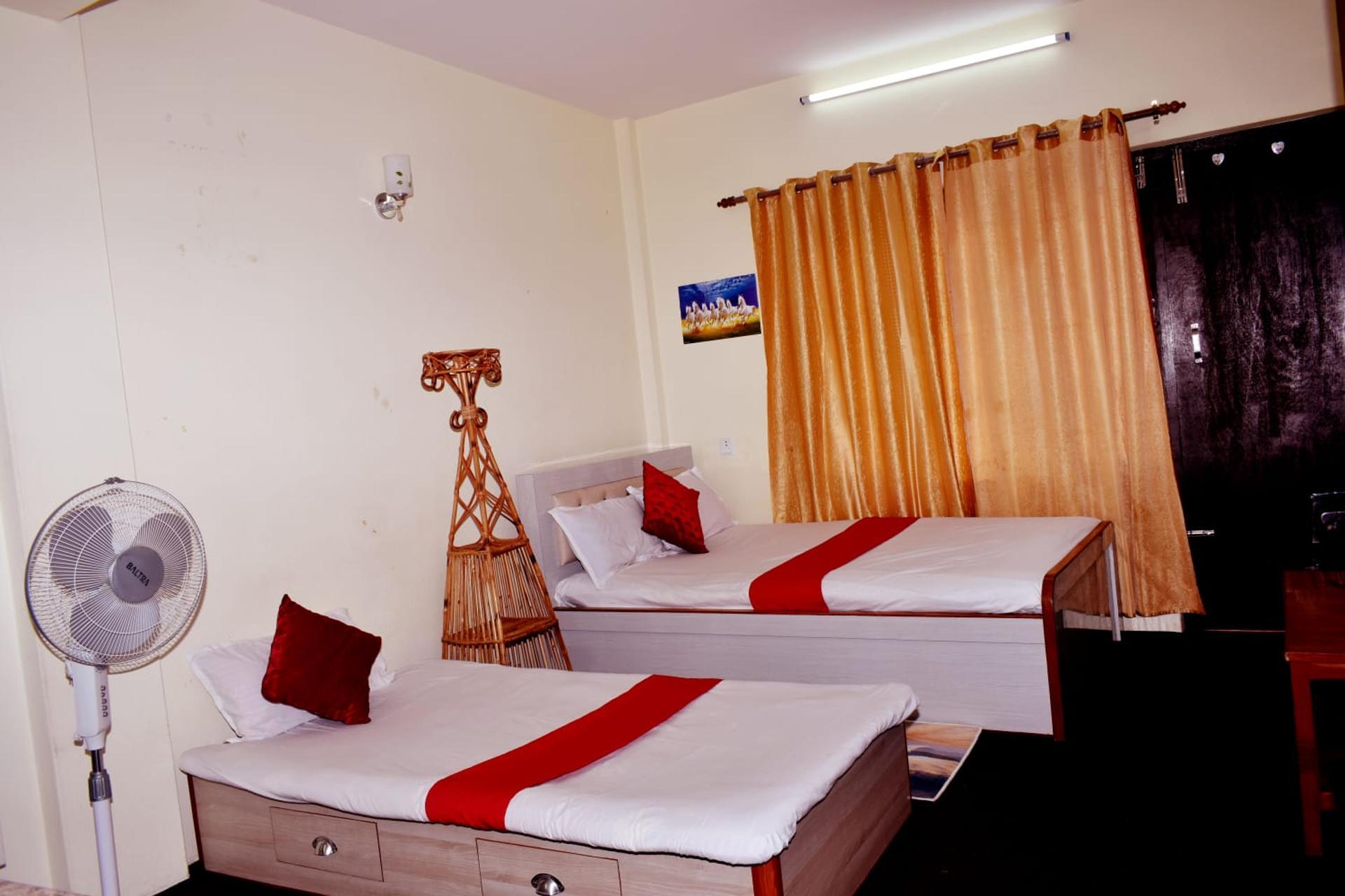 Studio Room (Triple)